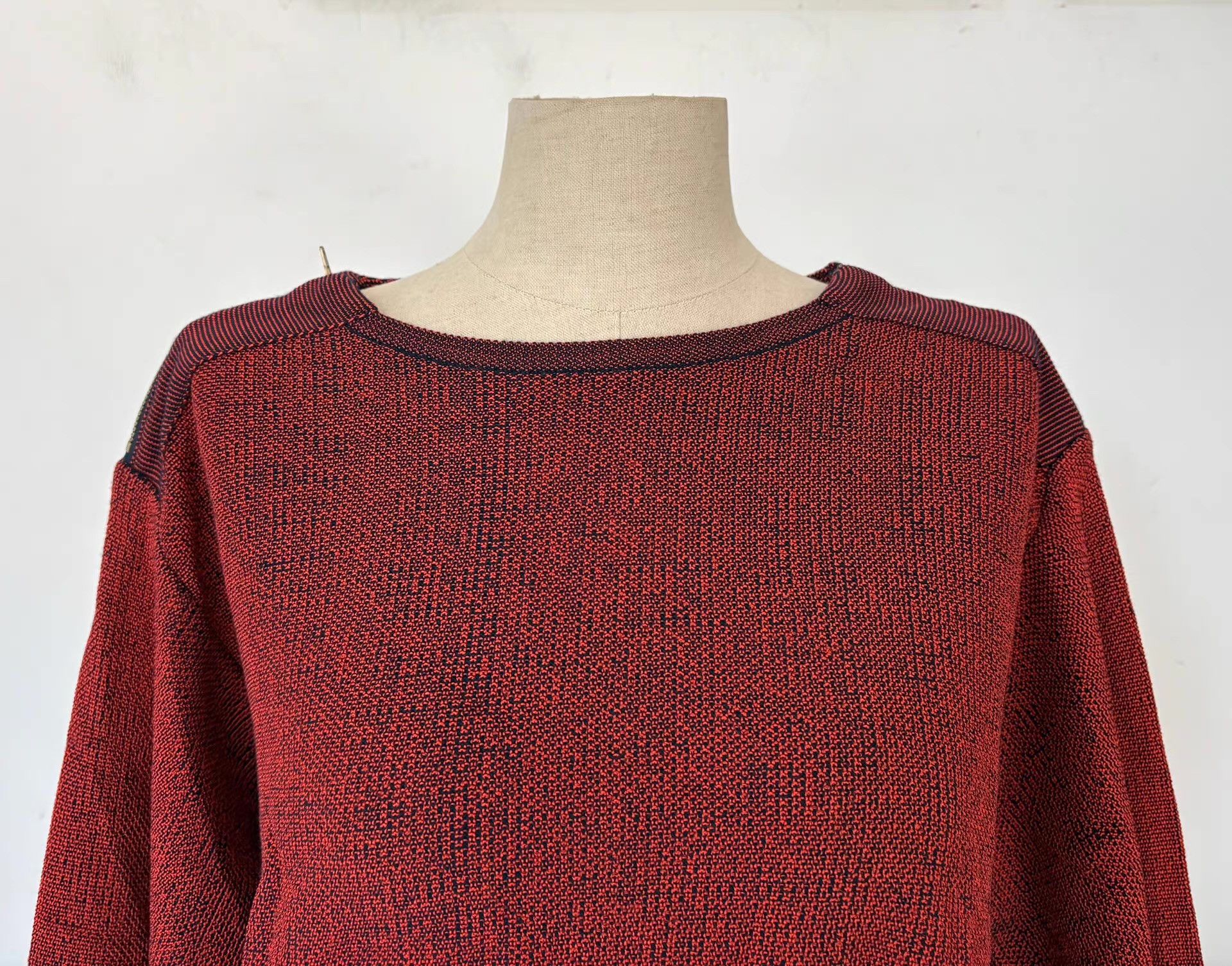 Toga Pulla Toga Pulla Women'sBurgundy Two-ToneCropped Knit Sweater Ｑ21 Size M / US 6-8 / IT 42-44 - 6 Thumbnail