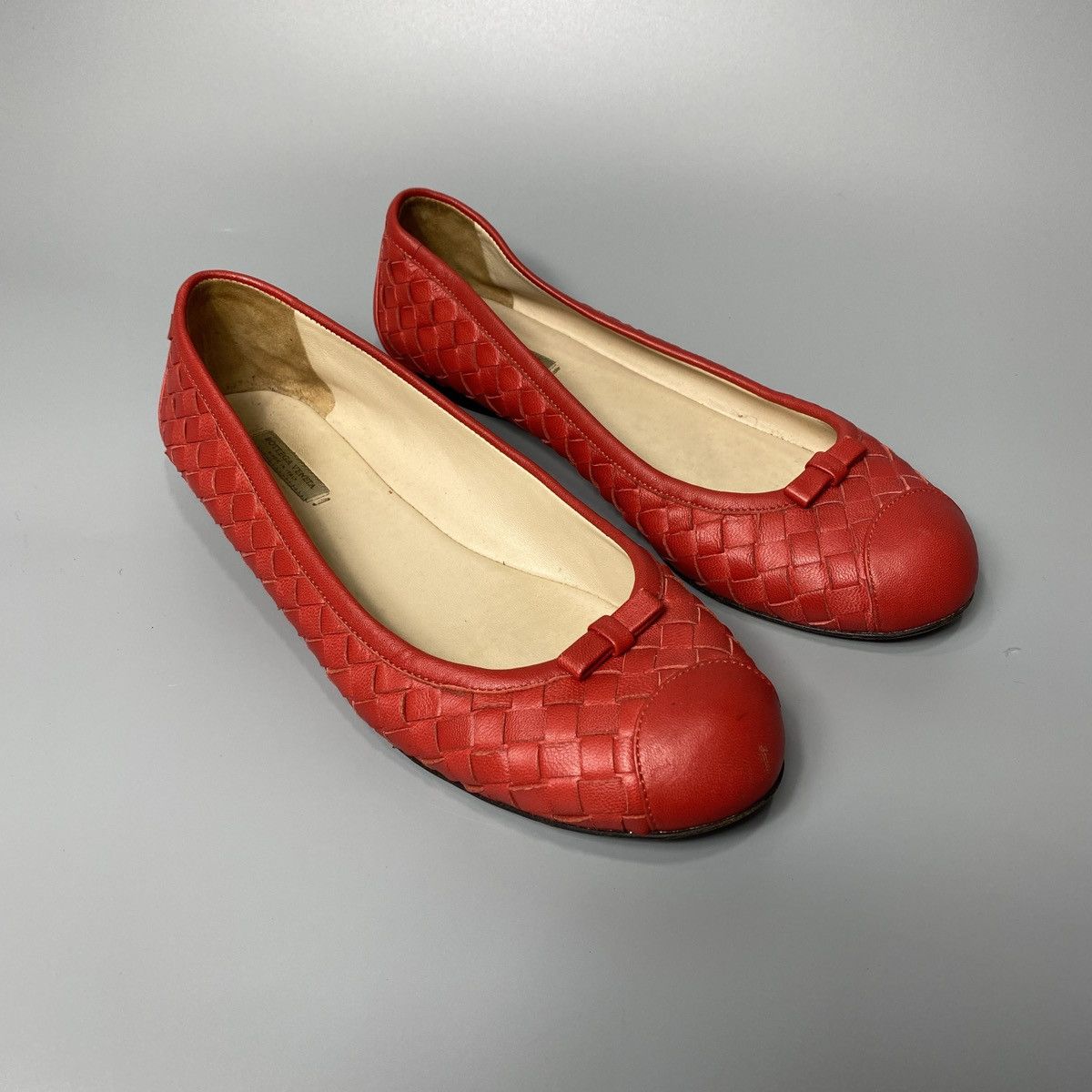 Bottega Veneta Red Leather Woven Ballet Flats Size US 6 / IT 36 - 1 Thumbnail