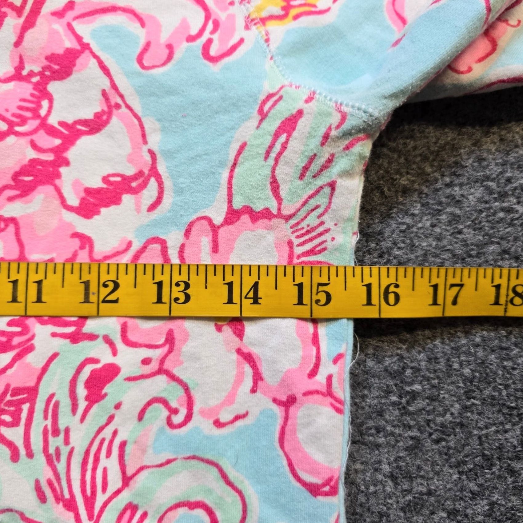 Lilly Pulitzer Lilly Pulitzer Top Womens XS Blue Lolita Breakwater Floral 1/4 Zip Popover Shirt Womens XS Blue Floral 1/4 Zip Popover Size XS / US 0-2 / IT 36-38 - 6 Thumbnail