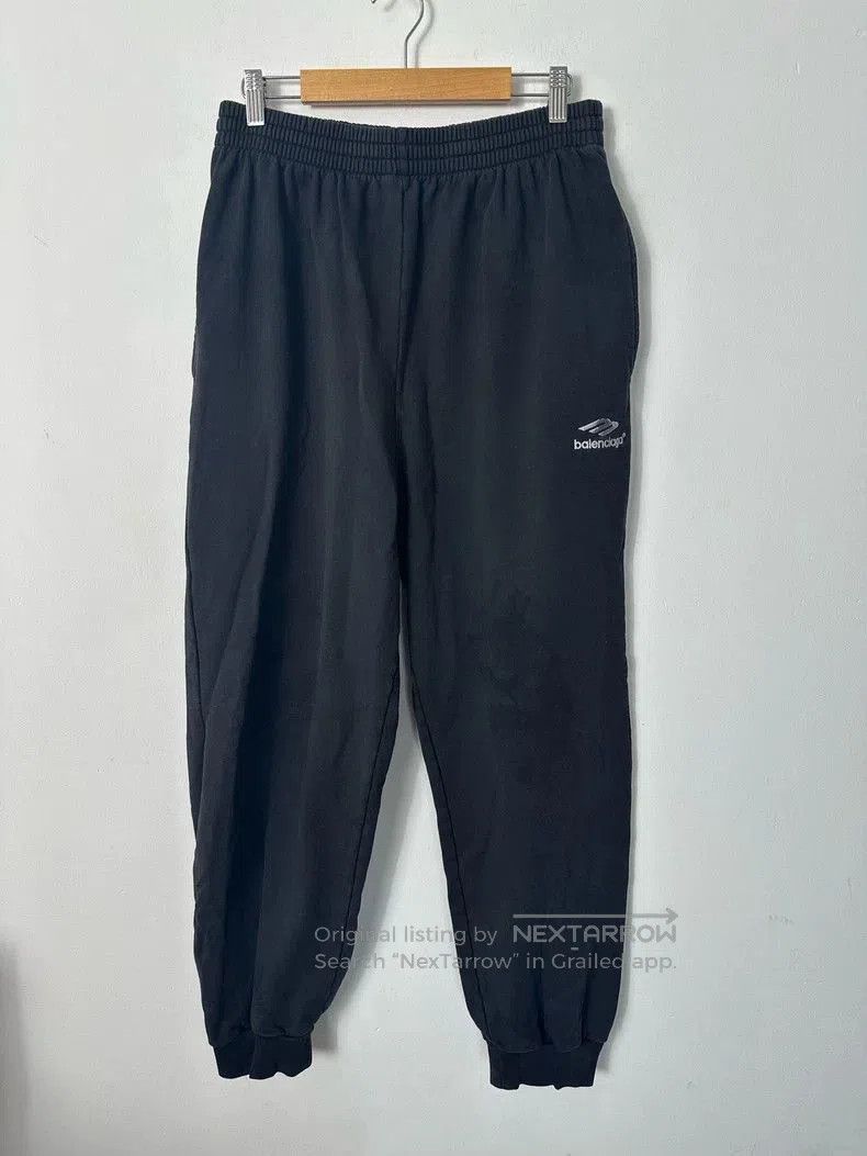 Balenciaga Balenciaga Black Logo Embroidered Pants. Size US 28 / EU 44 - 1 Thumbnail