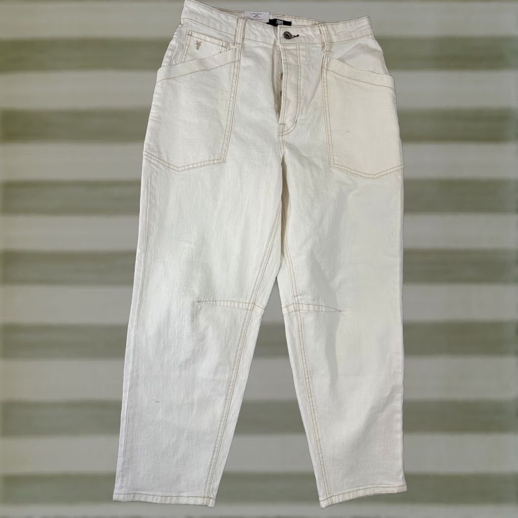 Frye Frye Barrel Ankle Jeans Womens 6 Bone Ivory Denim Button Fly Stretch Tapered Leg NWT Size 28" / US 6 / IT 42 - 1 Thumbnail