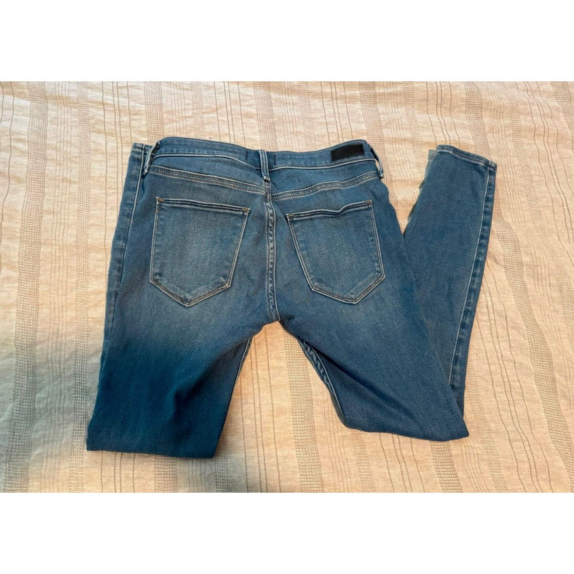 Abercrombie & Fitch Abercrombie and Fitch Mid Rise Jean Legging size 2 Size 26" / US 2 / IT 38 - 2 Thumbnail