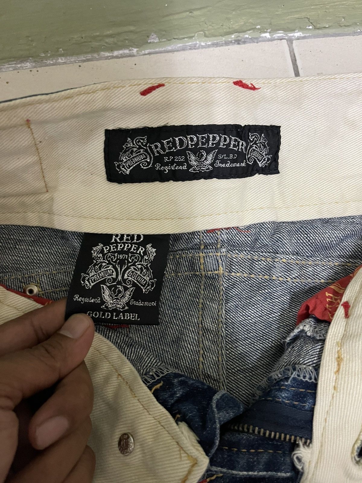 Japanese Brand Red Pepper x Red Label Size 40" / US 18 - 7 Thumbnail