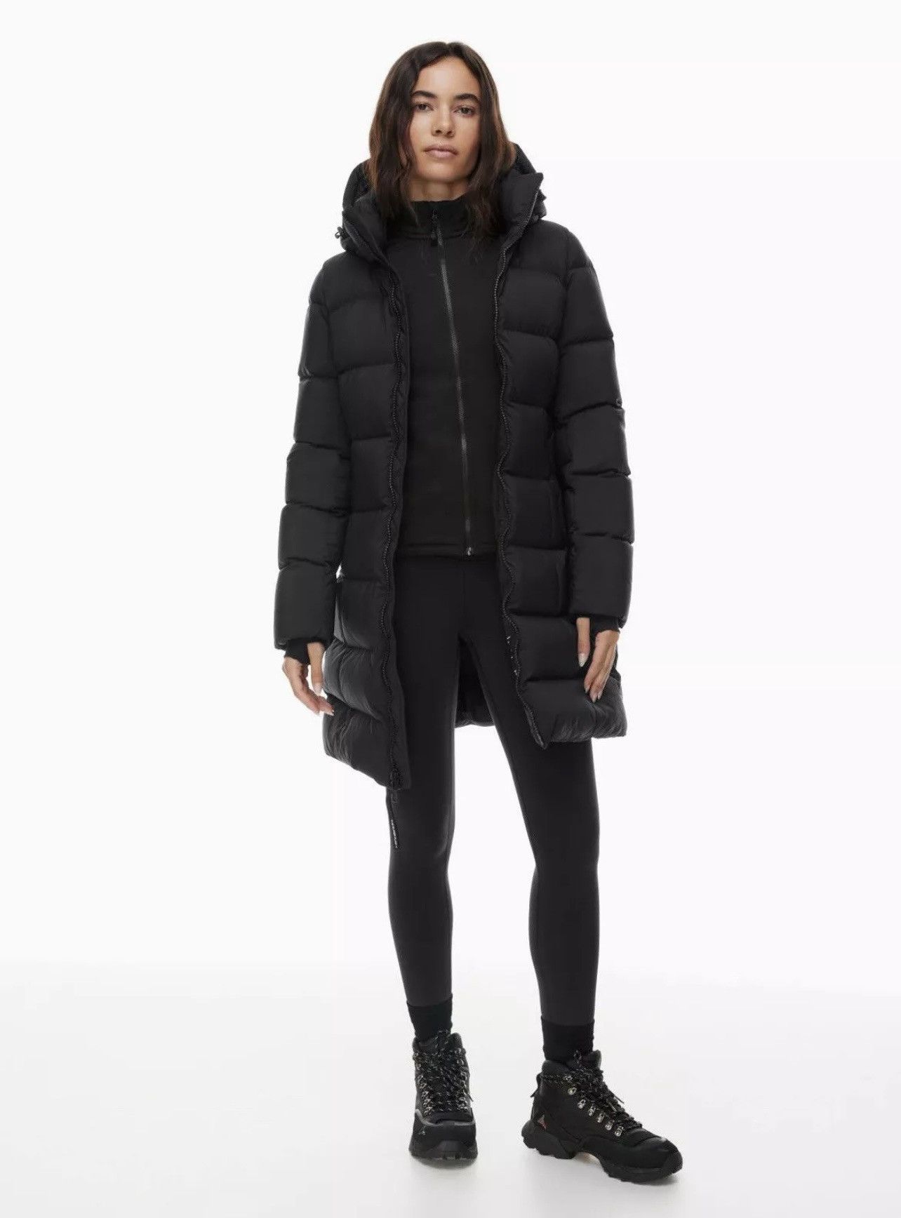 Aritzia The Super Puff Supersnug Mid Puffer Jacket Black