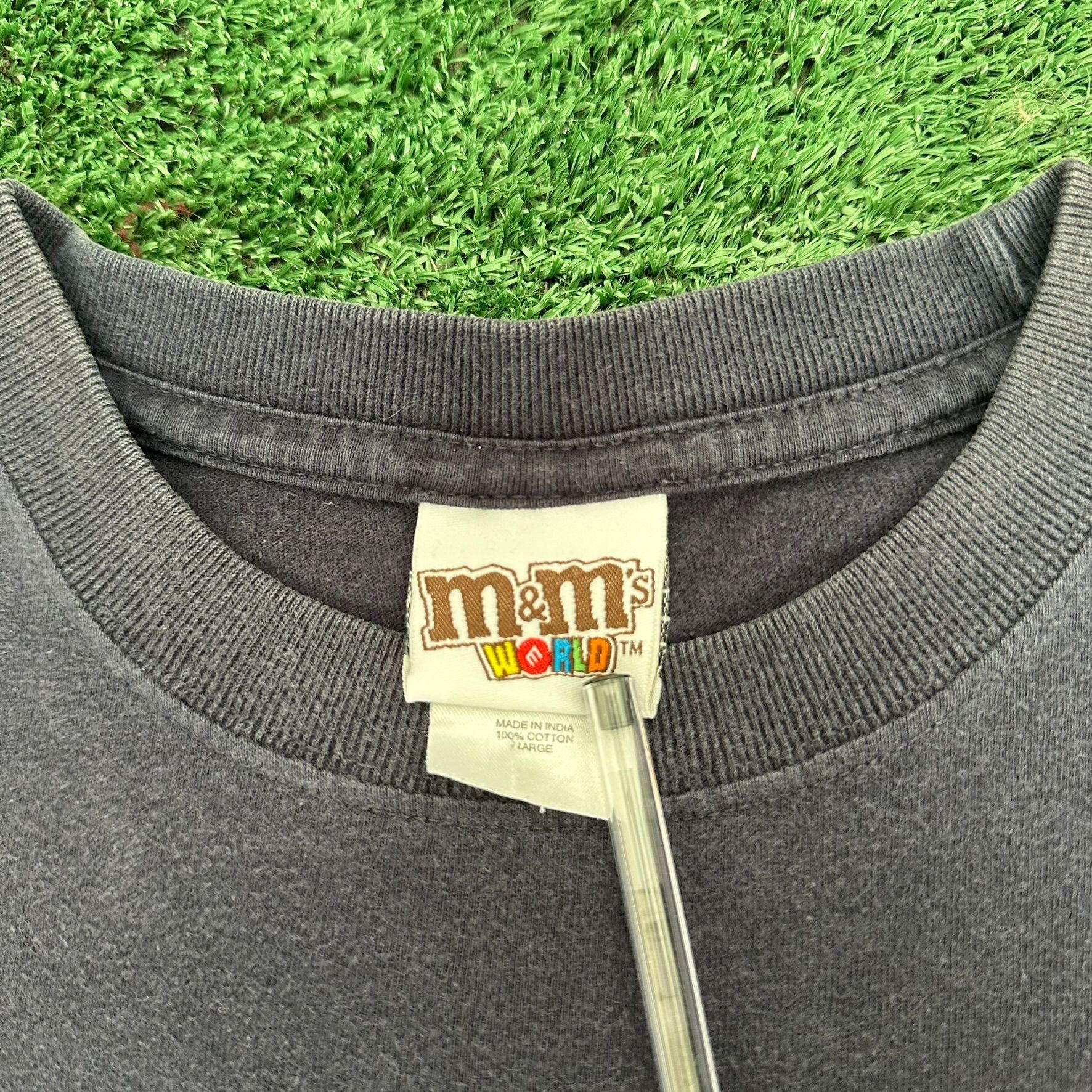 Vintage Vintage Y2K M&M's World Orlando T-Shirt Funny Florida Orange Size US L / EU 52-54 / 3 - 7 Thumbnail