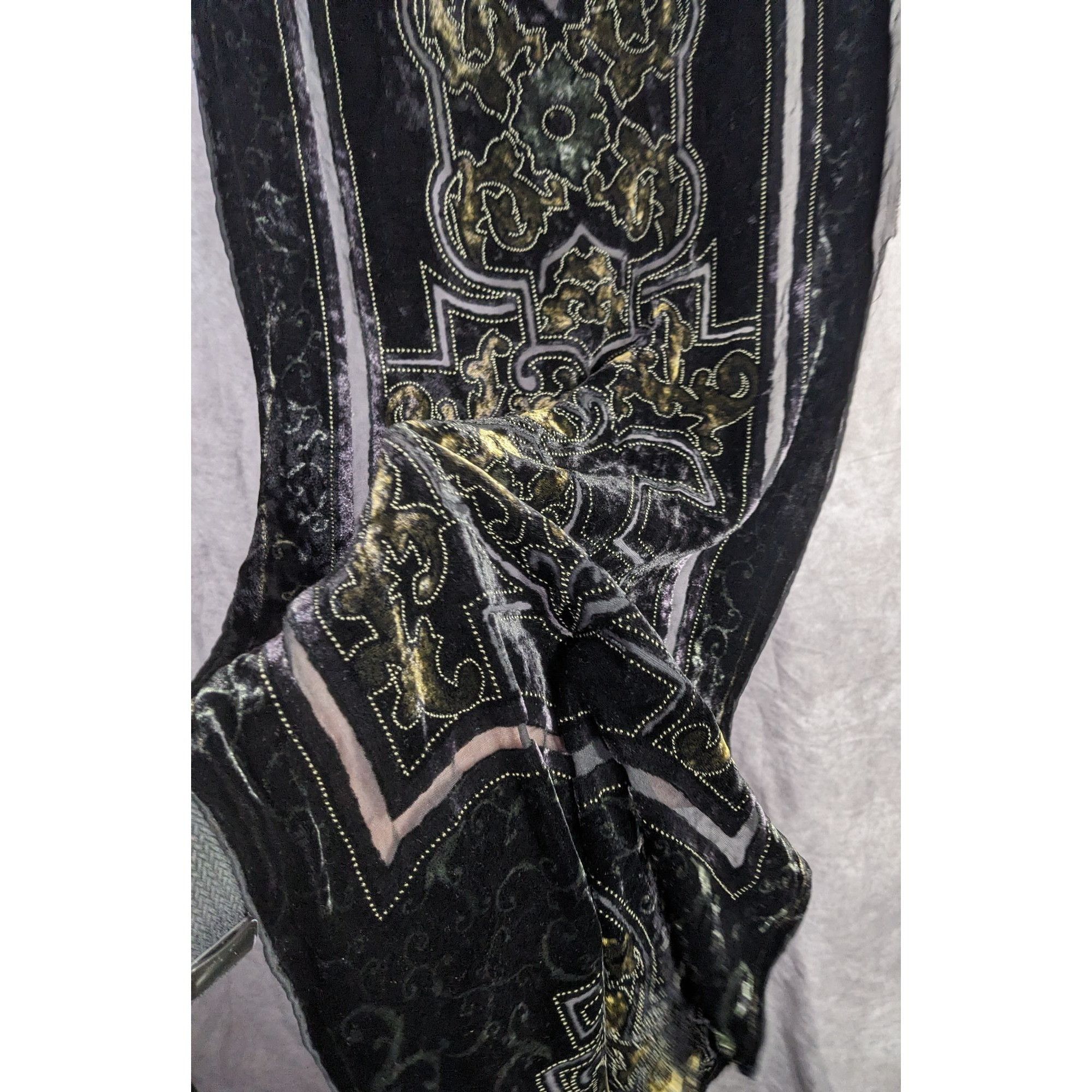 Chicos Chicos Black Burnt Velvet Scarf With Gold Baroque Print Size ONE SIZE - 10 Thumbnail