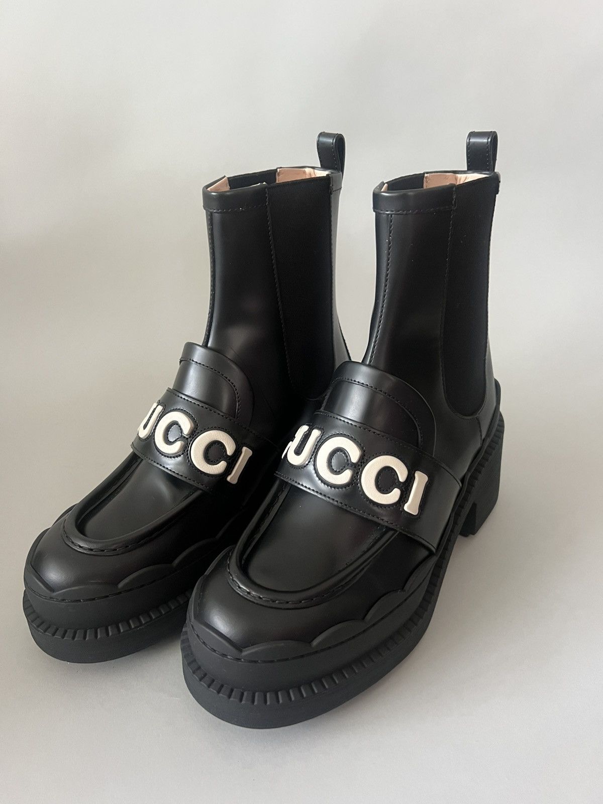 Gucci Leather Platform Boots with white Gucci Logo Size US 9.5 / IT 39.5 - 6 Thumbnail