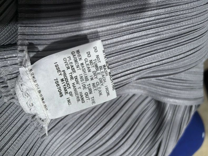 Issey Miyake Issey Miyake size:3 A vintage light grey horizontal stripe Size XS / US 0-2 / IT 36-38 - 3 Thumbnail