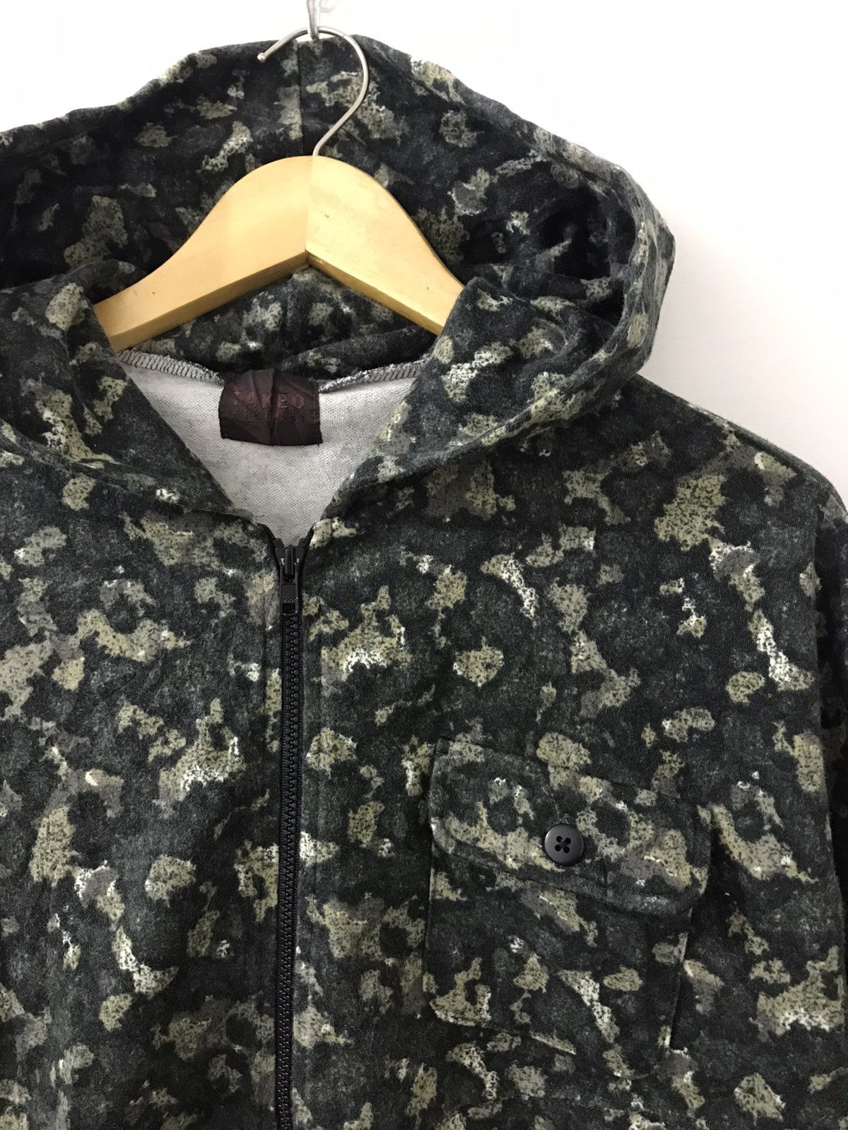 Japanese Brand × Takeo Kikuchi Japanese Takeo Kikuchi Camo Zip Hoodie Pocket Size US L / EU 52-54 / 3 - 2 Thumbnail