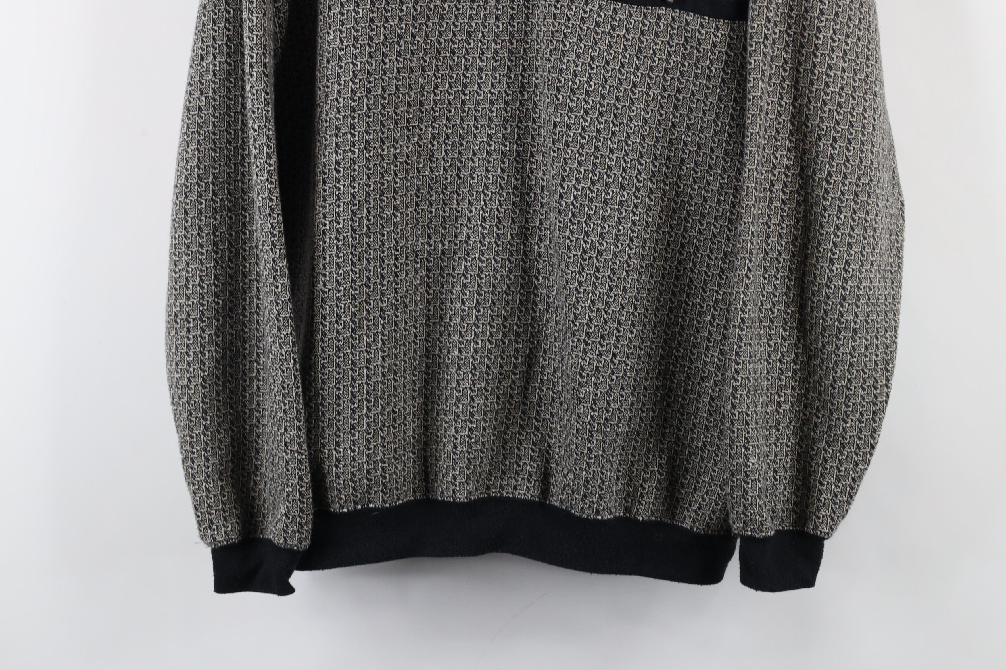 Vintage Vintage 90s Streetwear Faded Geometric Collared Sweatshirt Size US M / EU 48-50 / 2 - 3 Thumbnail