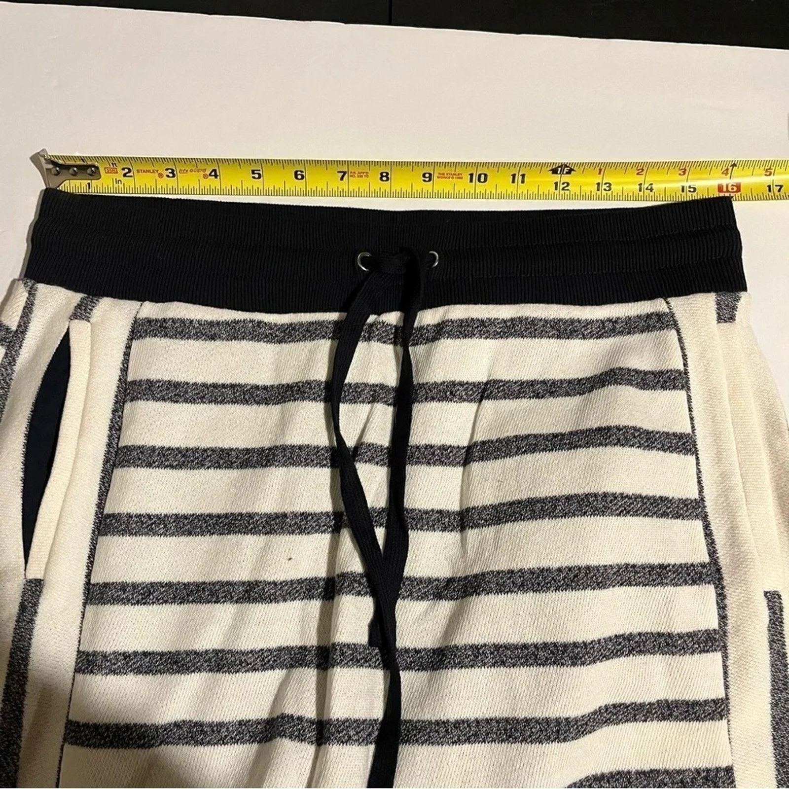 Jones New York Jones New York Drawstring Waist Striped Mini Skort Size 28" / US 6 / IT 42 - 7 Thumbnail