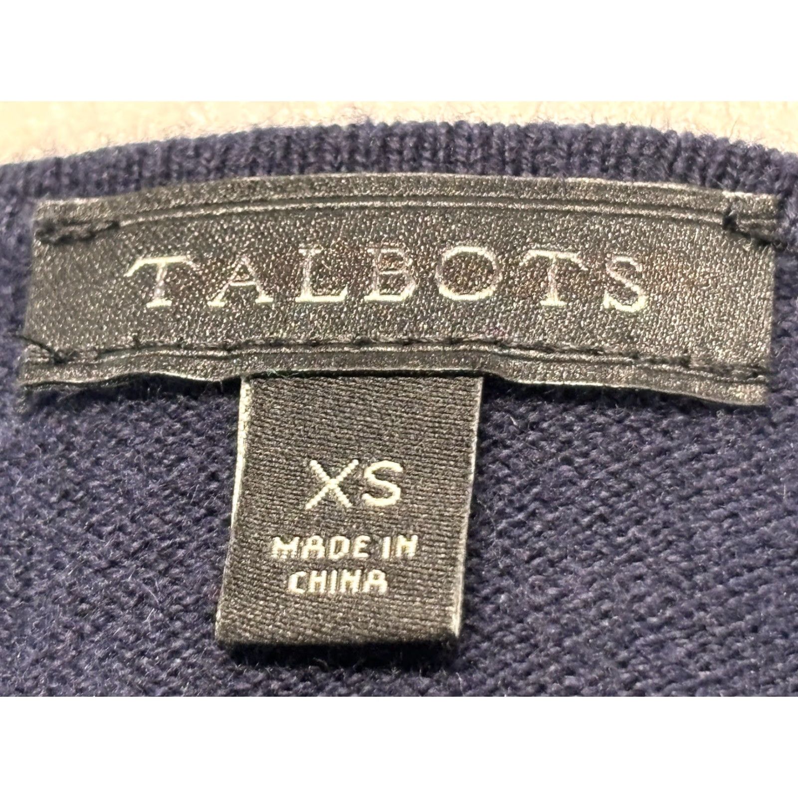 Talbots Talbots Sweater Womens XS Navy Christmas Scene Long Sleeve Pullover Winter Holiday Classic Size XS / US 0-2 / IT 36-38 - 7 Thumbnail