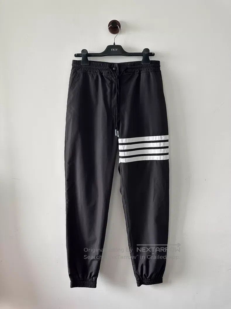 Thom Browne Thom Browne size 4 Black nylon sweatpants Size US 32 / EU 48 - 1 Thumbnail