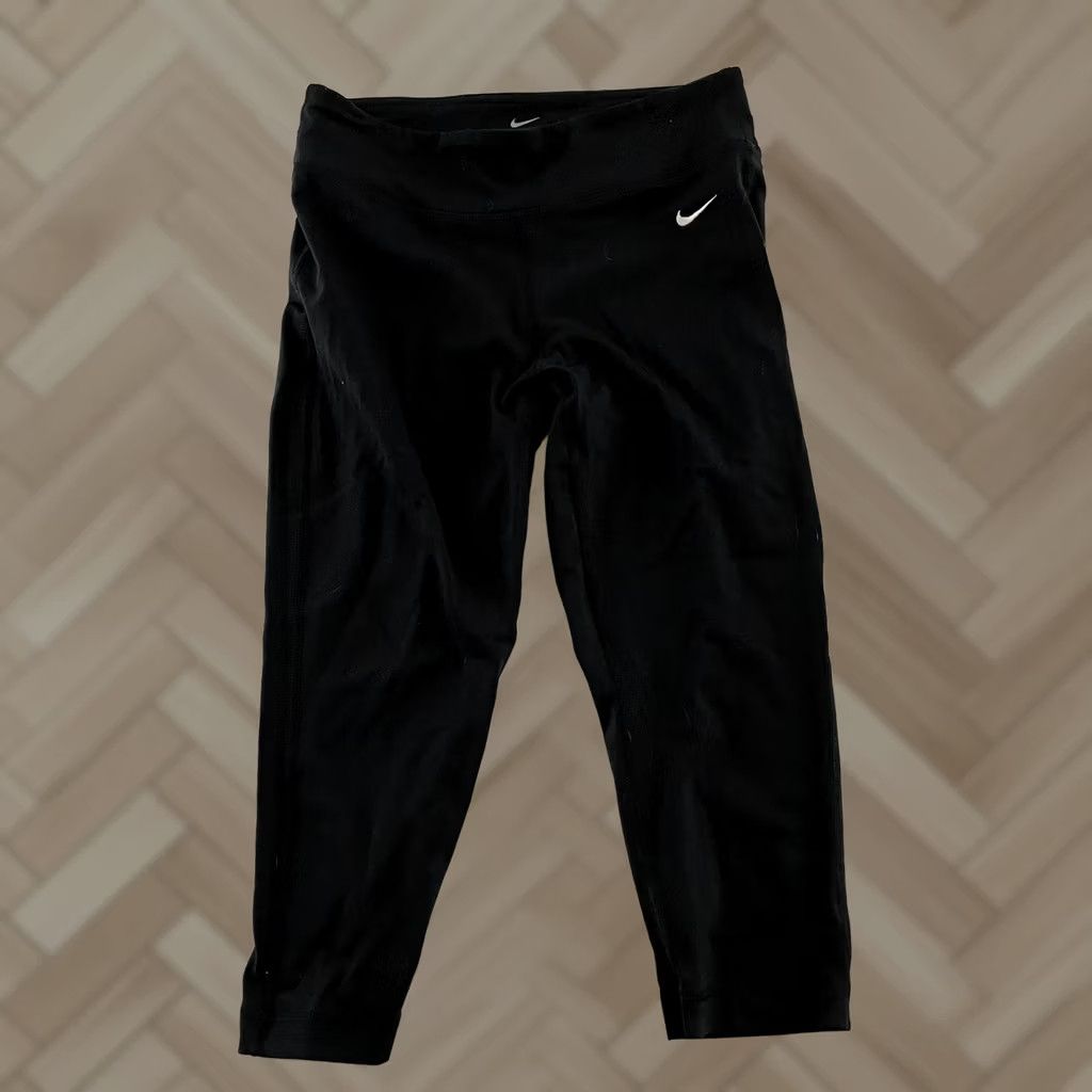 Nike Nike Dri-Fit Cropped Pants Women's Medium Black Solid Athletic Yoga Skinny M & M Size 32" / US 10 / IT 46 - 1 Thumbnail