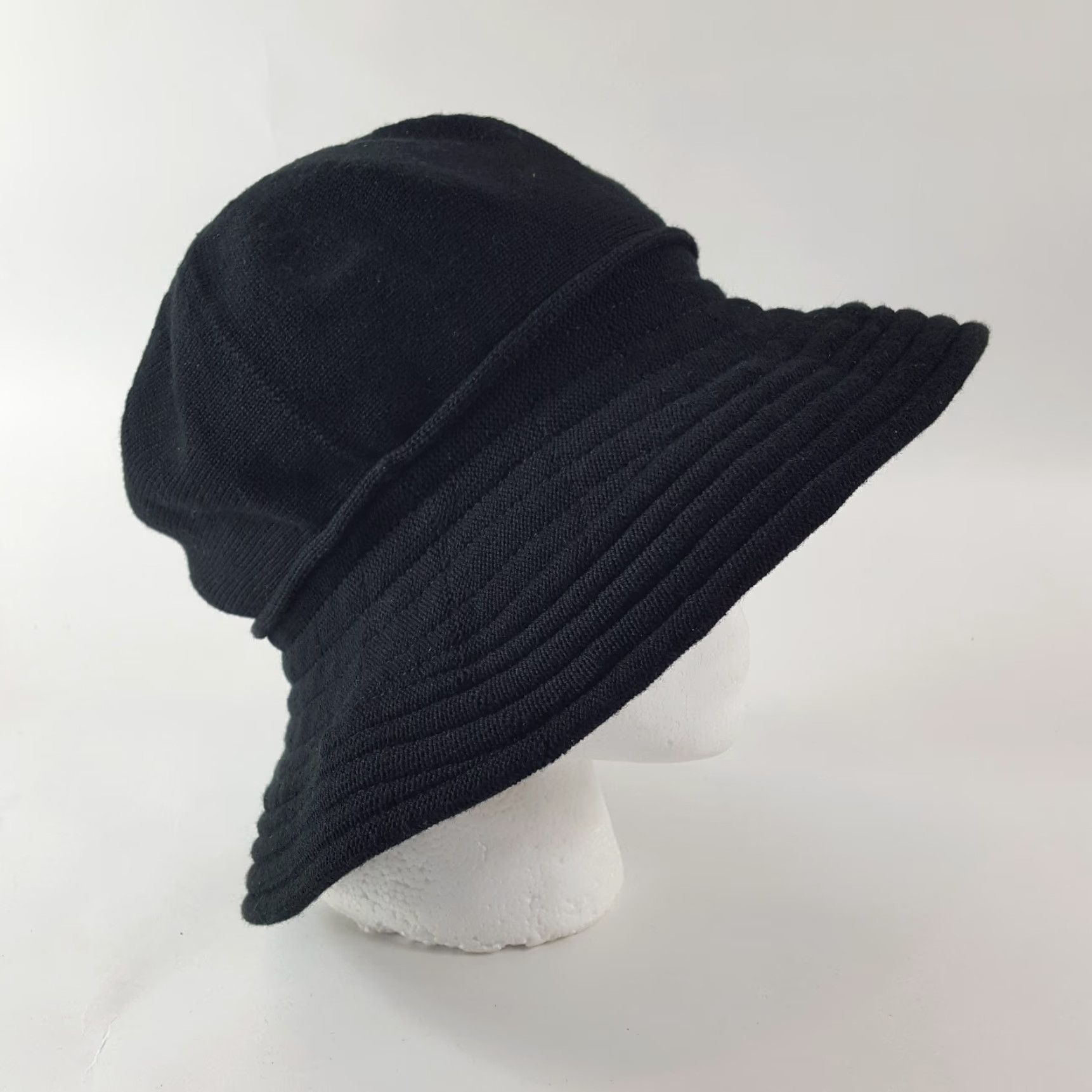 Etro VINTAGE Cotton Country Breathable Black Bucket Hat One Size Retro 90s Hiking Outdoor Unisex Adults Size ONE SIZE - 2 Thumbnail
