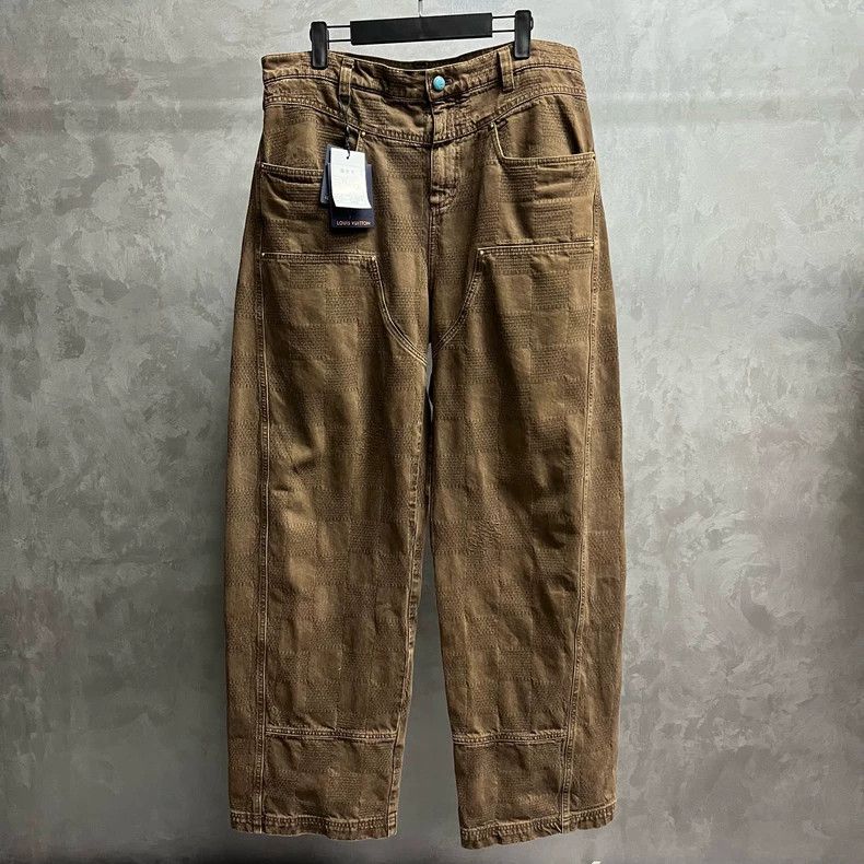 Louis Vuitton Louis Vuitton 24 Brown Wash Effect Zip-up Straight Leg Jea Size US 34 / EU 50 - 1 Thumbnail