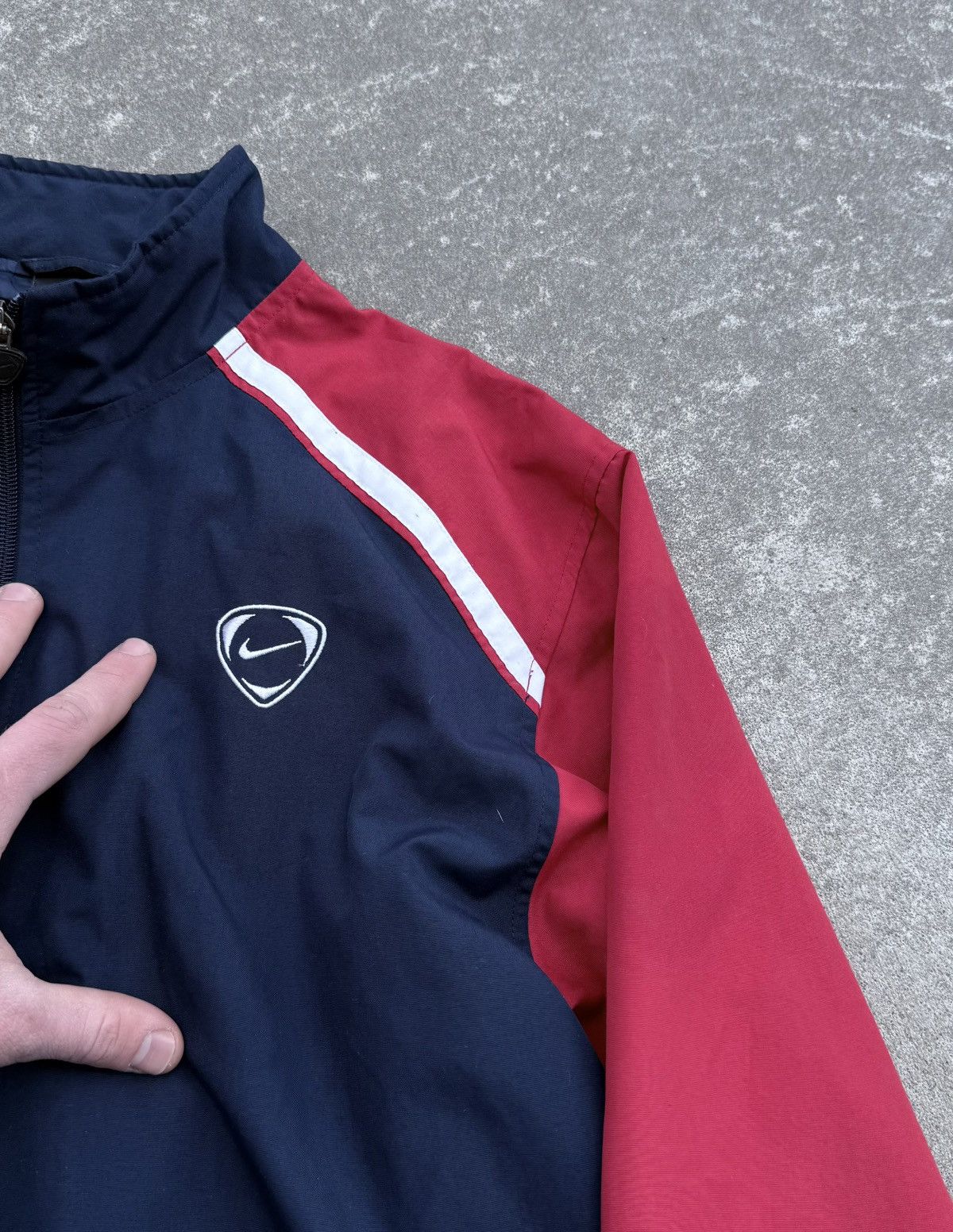 Nike × Vintage Vintage Nike Y2K streetwear windbreaker jacket Size US L / EU 52-54 / 3 - 7 Thumbnail