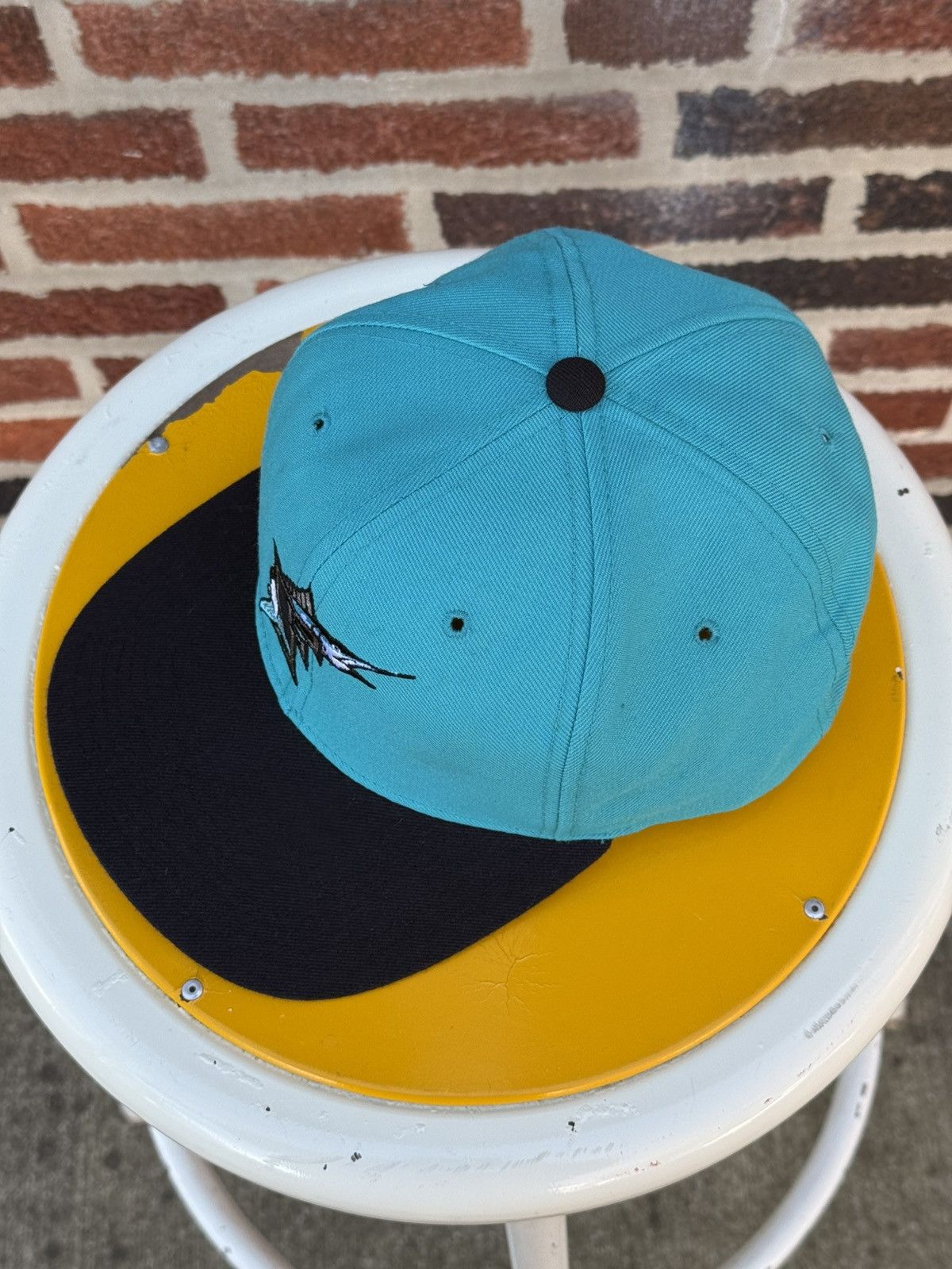 MLB Vintage 90’s New Era MLB Florida Marlins Plain Logo Cap Size ONE SIZE - 6 Thumbnail