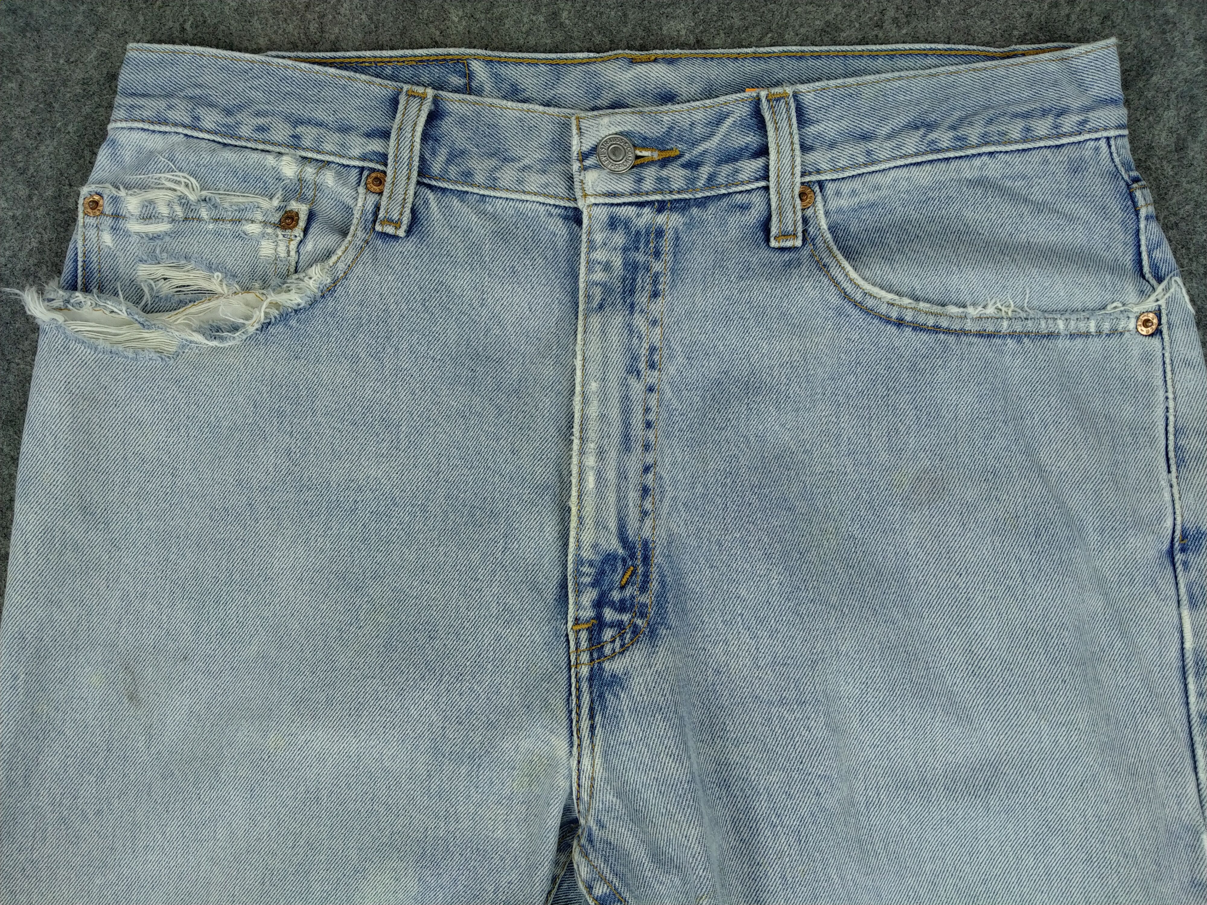 Japanese Brand Light Wash Vintage Levi's 505 Jeans 33x30 Denim -JN1061 Size US 33 - 3 Thumbnail