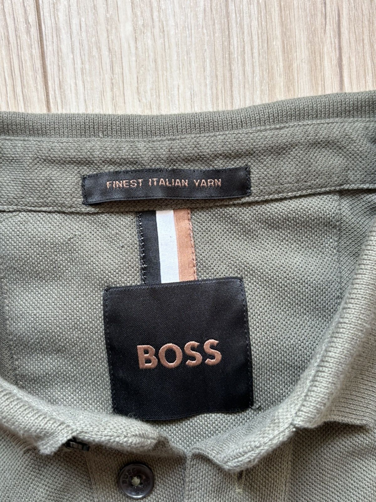 Hugo Boss HUGO BOSS Olive Green Polo Shirt – Size M Size US M / EU 48-50 / 2 - 3 Thumbnail