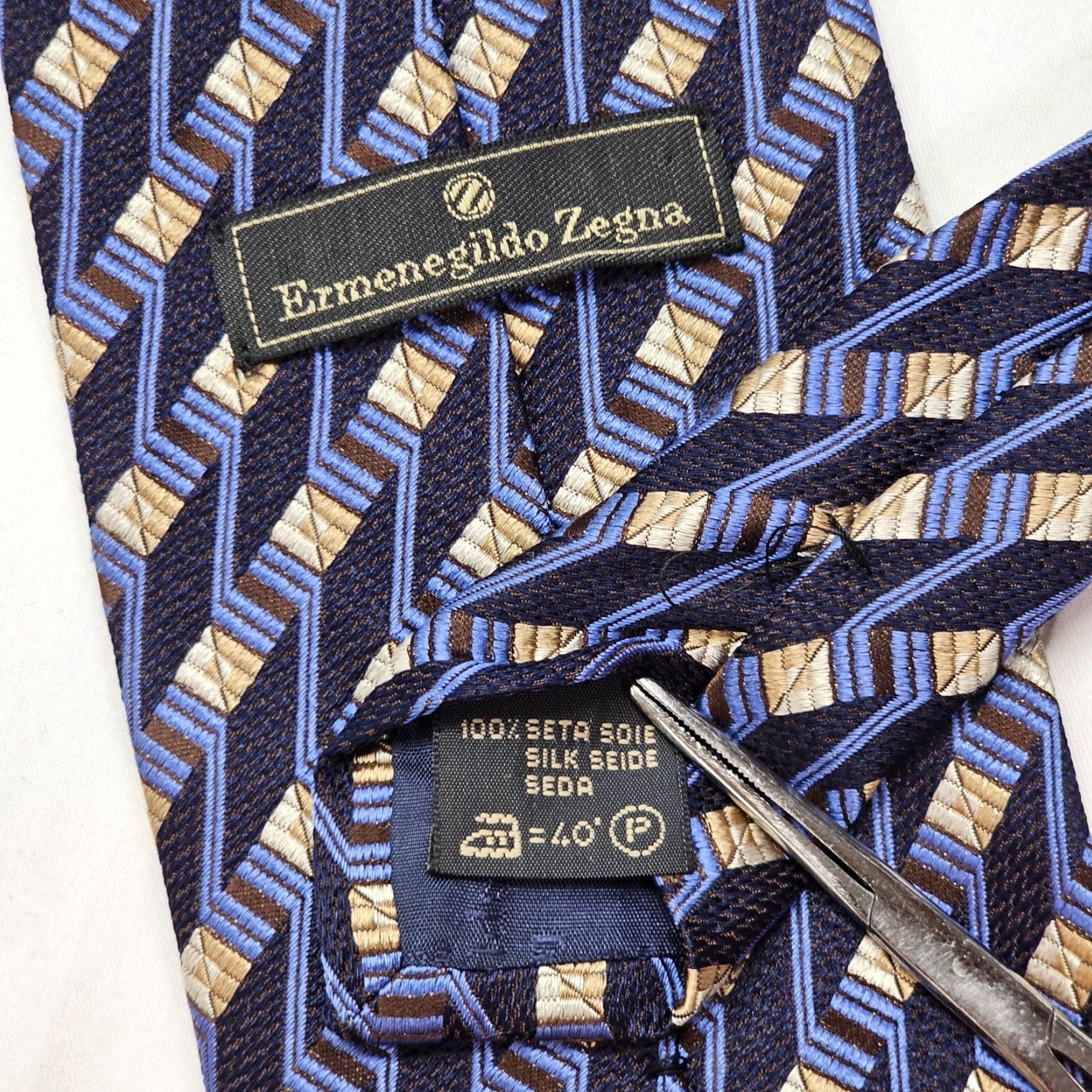 Ermenegildo Zegna Ermenegildo Zegna Luxury Necktie Men's Blue Textured Silk Tie Geometric Italy Tie 57" 3 3/4" Mens Blue Geometric Silk Italy Luxury Necktie Size ONE SIZE - 4 Thumbnail