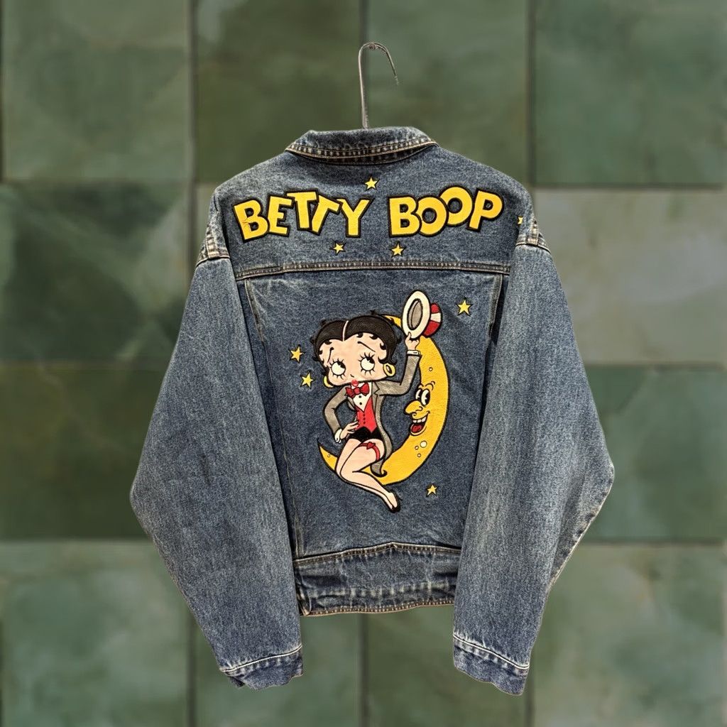 VINTAGE Betty Boop Denim Jacket L Blue Embroidered 90s Womens Medium/Large Jacket