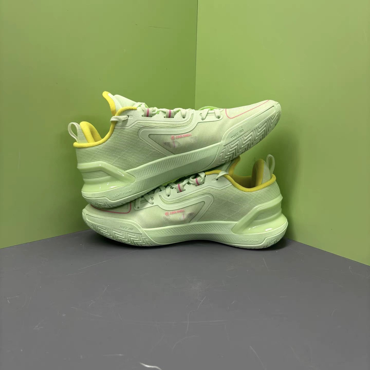 Li-Ning Li-Ning Liren 4 Assassin 1 Yellow Green K15 Size US 10 / EU 43 - 5 Thumbnail