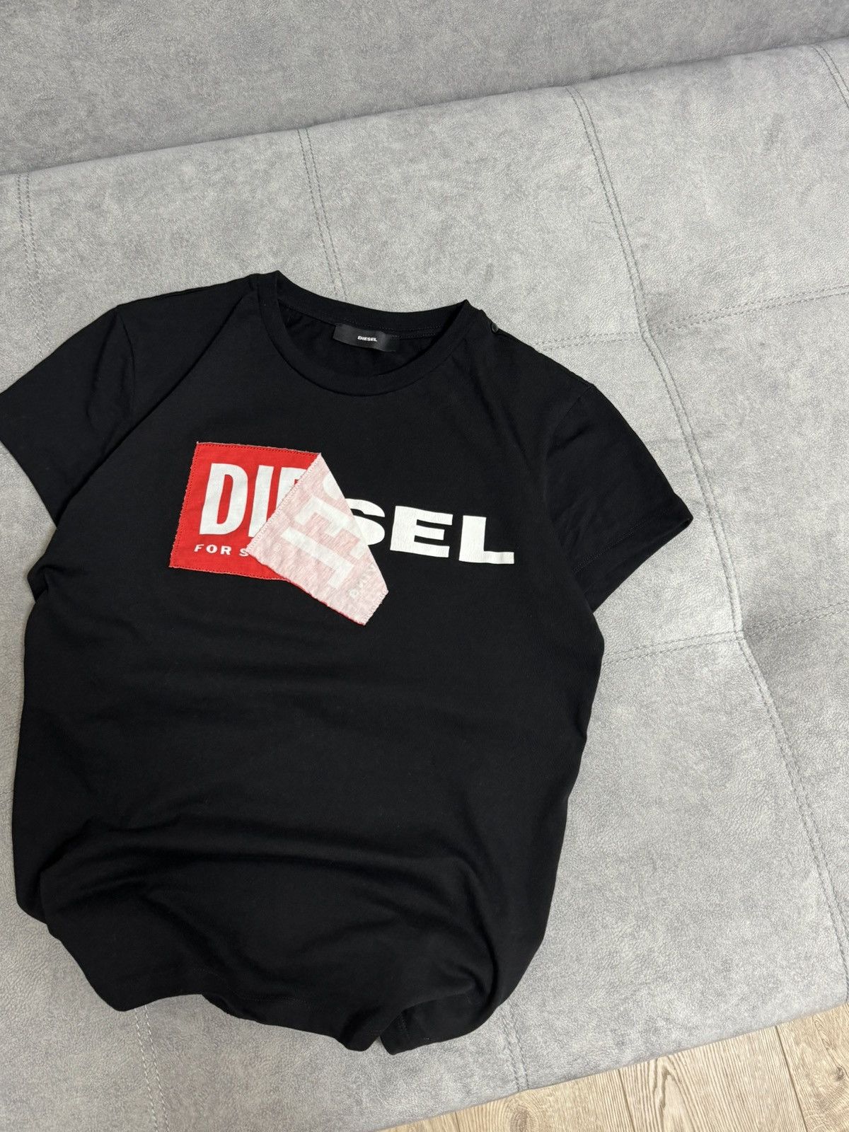 Diesel Vintage Diesel big logo Y2K t-shirt S size Size US S / EU 44-46 / 1 - 4 Thumbnail