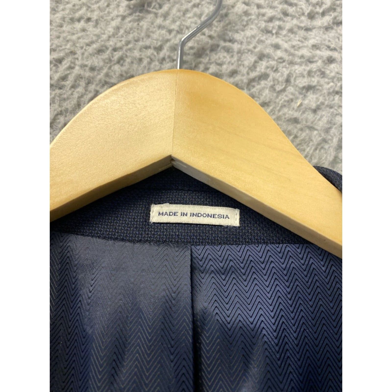 Joseph Abboud VINTAGE None Mens Sport Coat Blazer Suit Jacket 44 R Blue Wool 2-Button Notch Lapel Solid Business Formal Wedding Summer Mens Size 44R - 3 Thumbnail