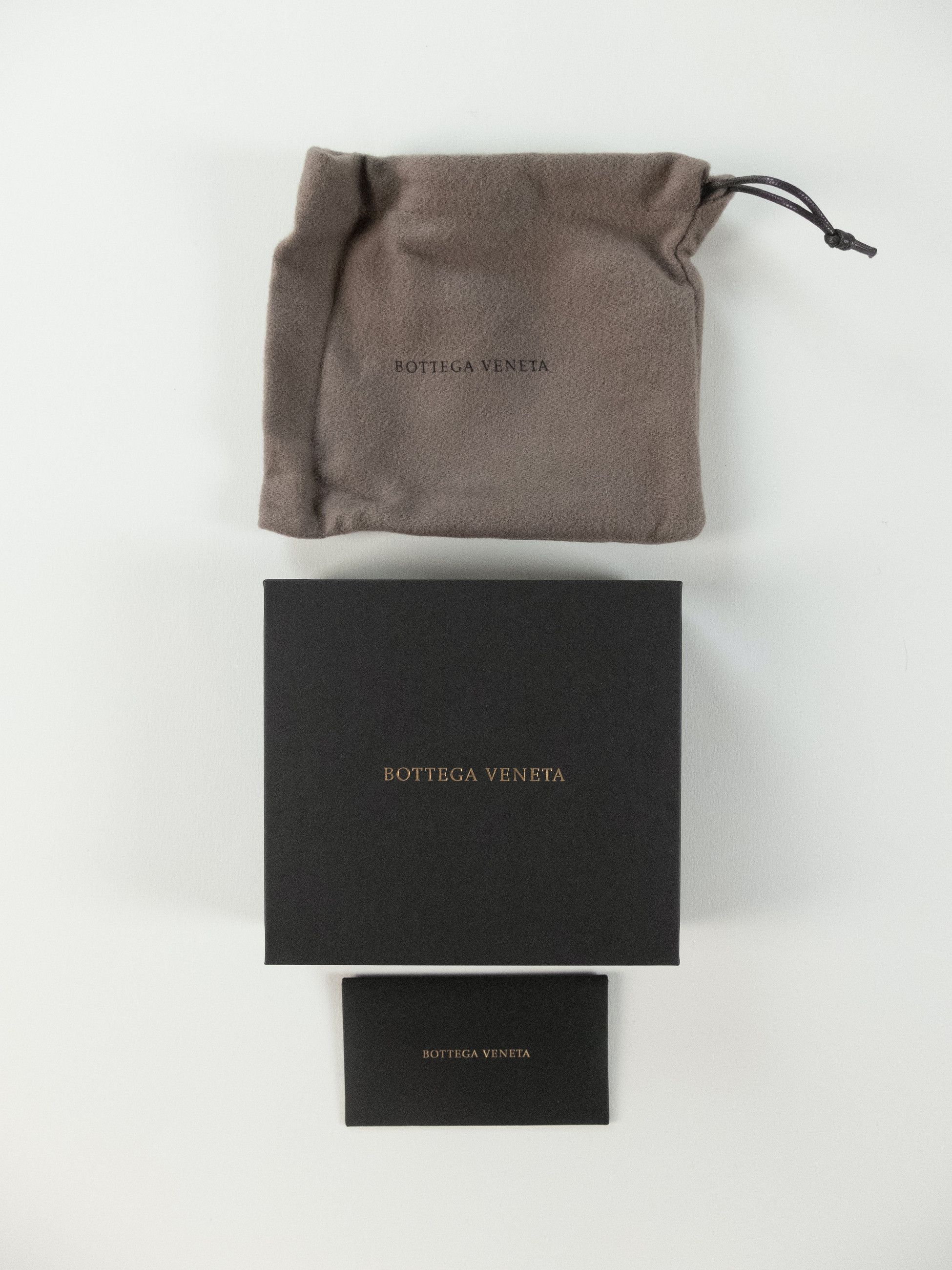 Bottega Veneta BOTTEGA VENETA black intrecciato leather strap Airpods case Size ONE SIZE - 8 Thumbnail