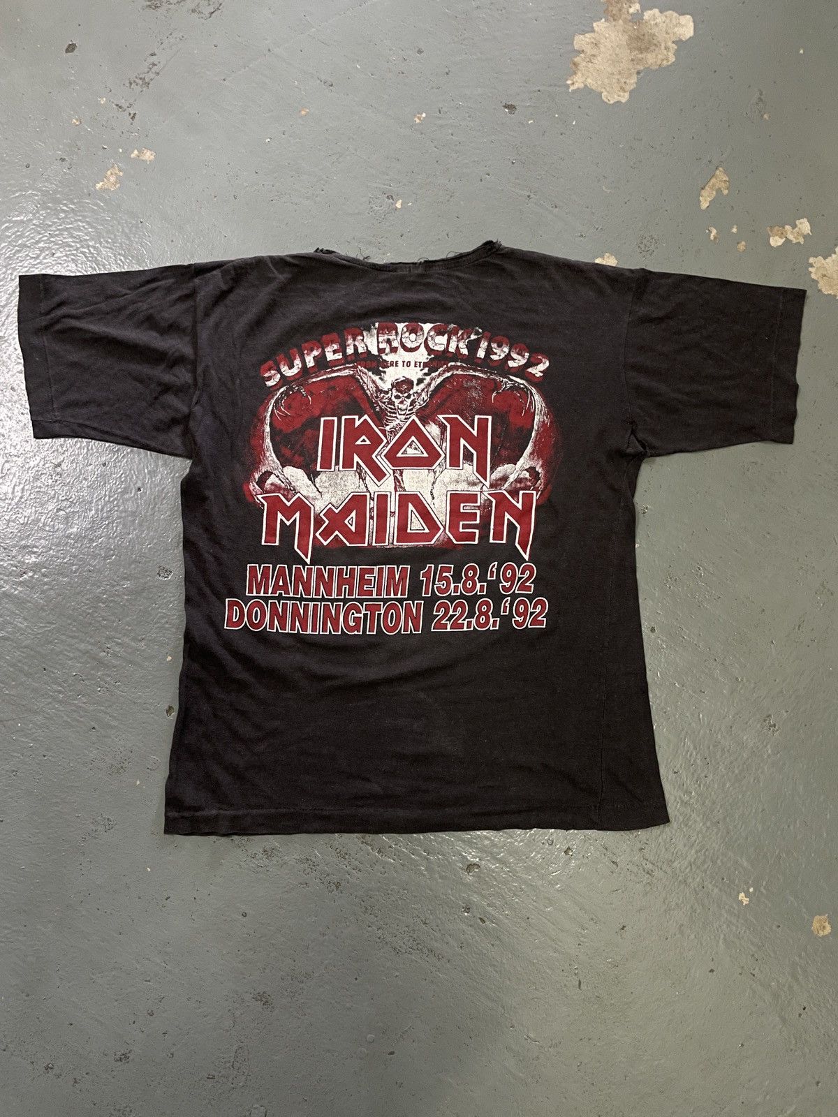 Band Tees × Iron Maiden × Vintage Vintage 90s Iron Maiden “SUPER ROCK” Band Tees Size US M / EU 48-50 / 2 - 6 Thumbnail