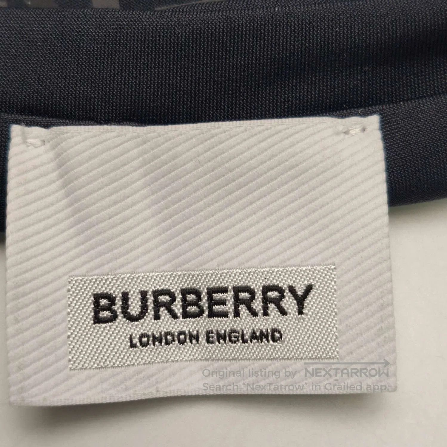 Burberry Burberry Color Block Logo Crop Top . Size US XXS / EU 40 - 5 Thumbnail