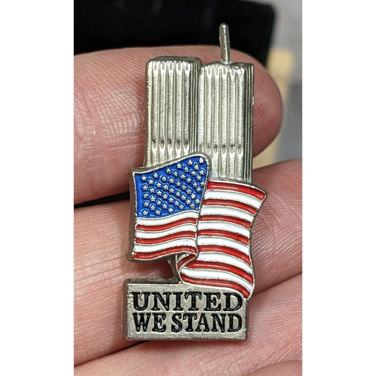 Other 9/11 Twin Towers United We Stand Lapel Pin Size ONE SIZE - 3 Thumbnail