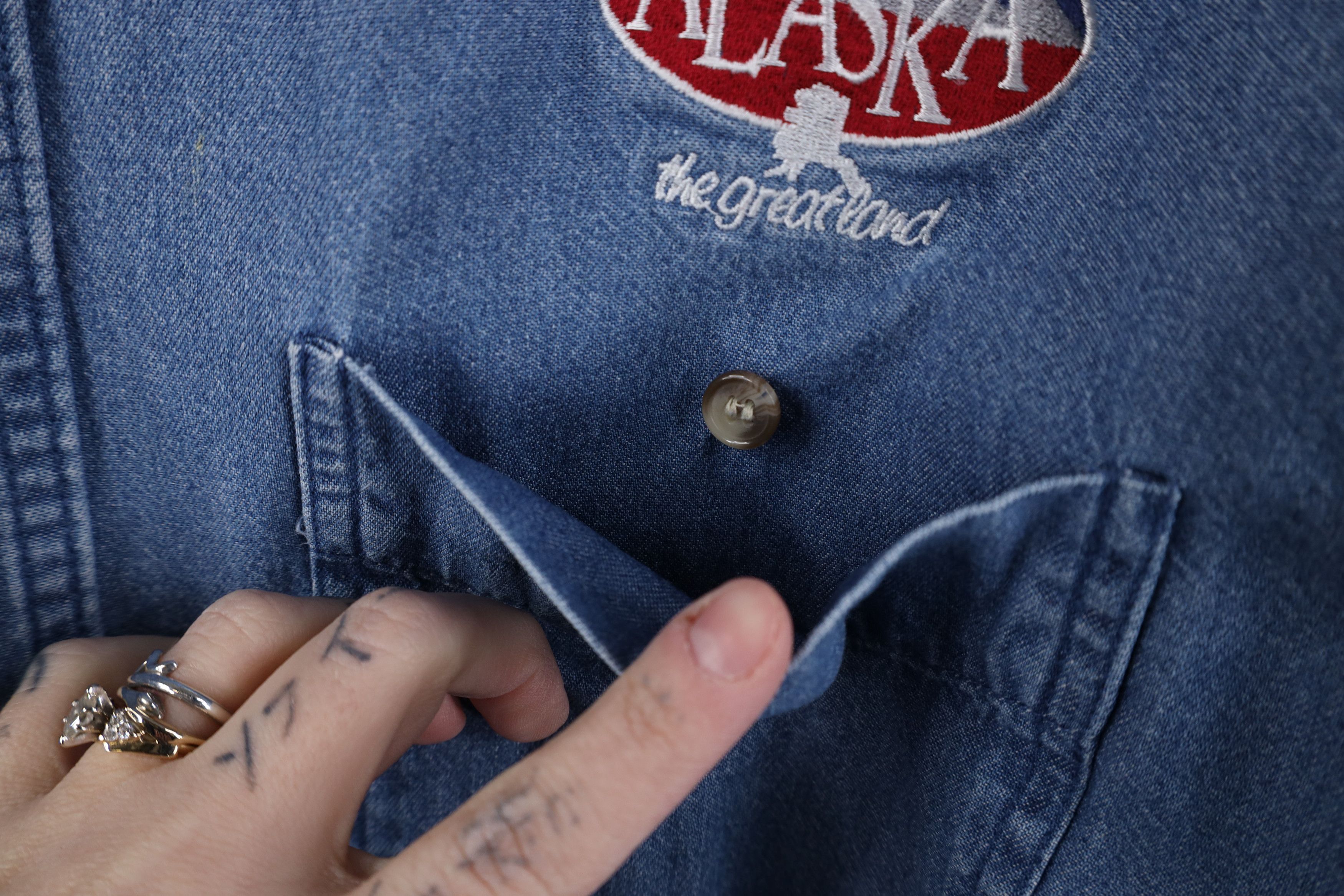 Vintage Vintage 90s Streetwear Great Land Denim Button Down Shirt Size US M / EU 48-50 / 2 - 5 Thumbnail
