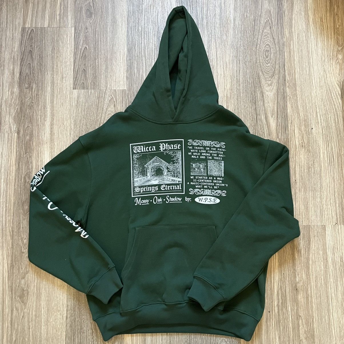Copes Wicca phase springs eternal hoodie medium Size US M / EU 48-50 / 2 - 1 Thumbnail
