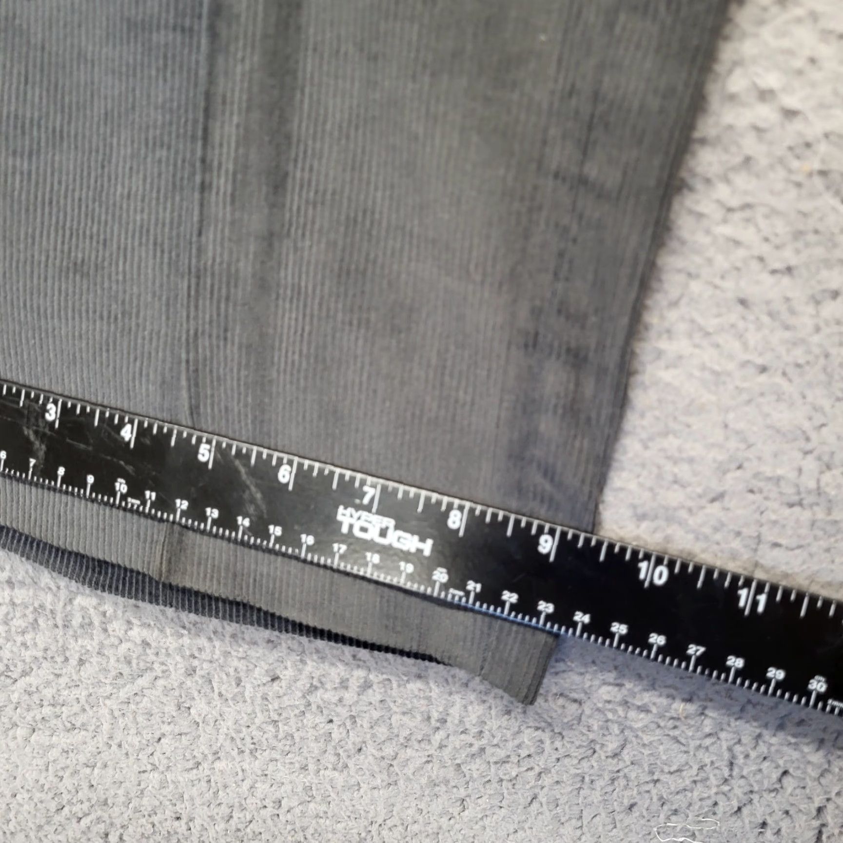 Haggar VINTAGE? No, use Haggar Corduroy Pants Men's 34x31 Gray Casual Flat Front Lightweight Preppy Size US 34 / EU 50 - 6 Thumbnail