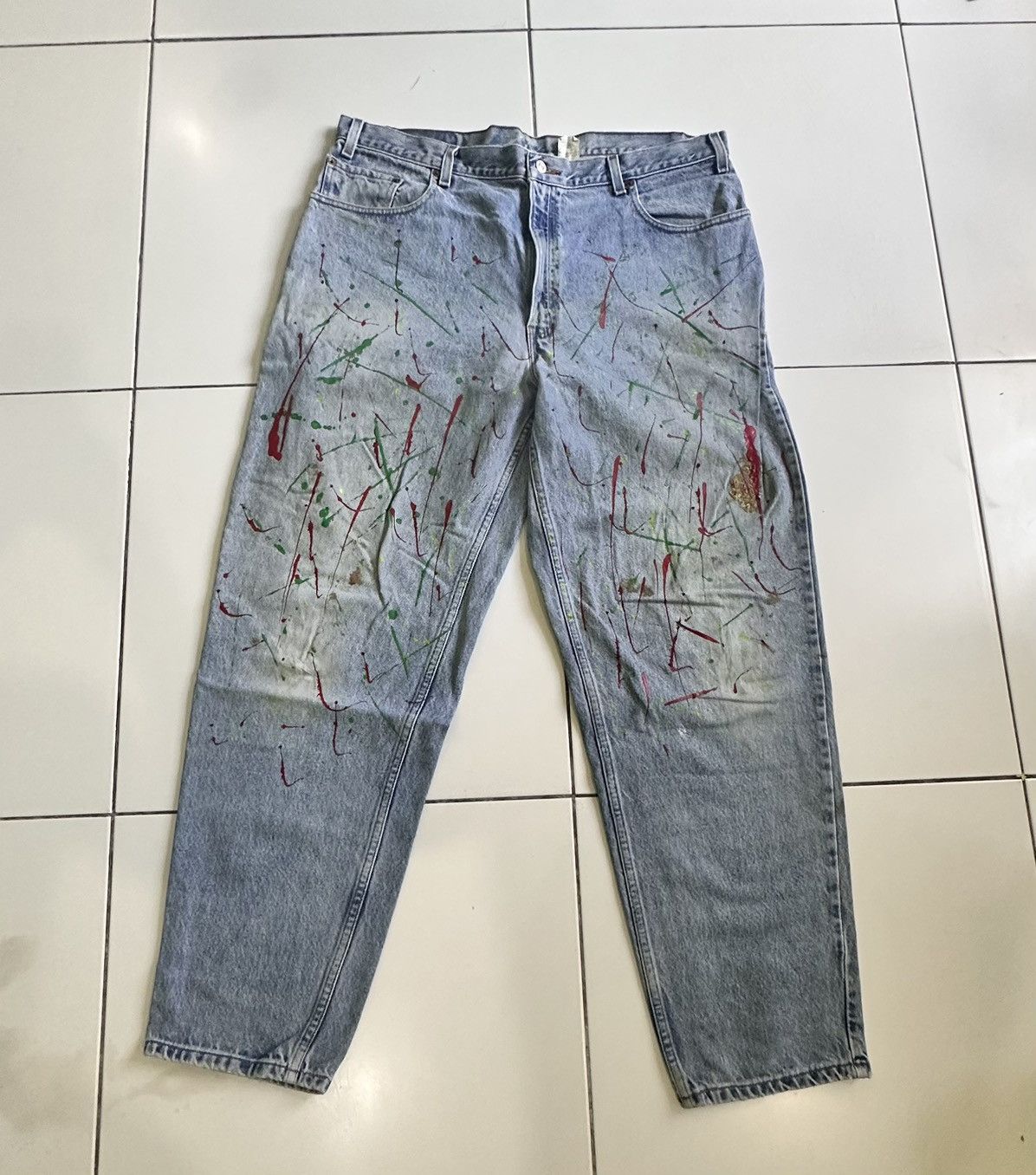 Levi's Vintage Clothing Vintage Levis splated paint good condtion. Size US 40 / EU 56 - 1 Thumbnail