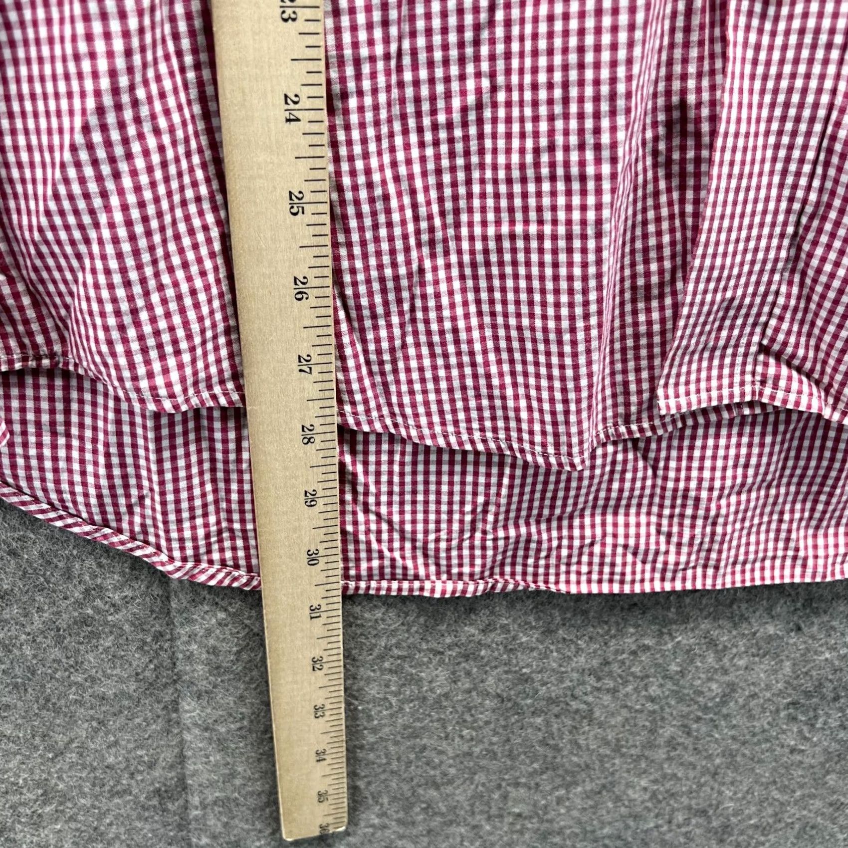 Vineyard Vines Vineyard Vines Shirt Mens Medium Red Button Up Whale Preppy Dress Gingham Check Vintage Size 40R - 4 Thumbnail