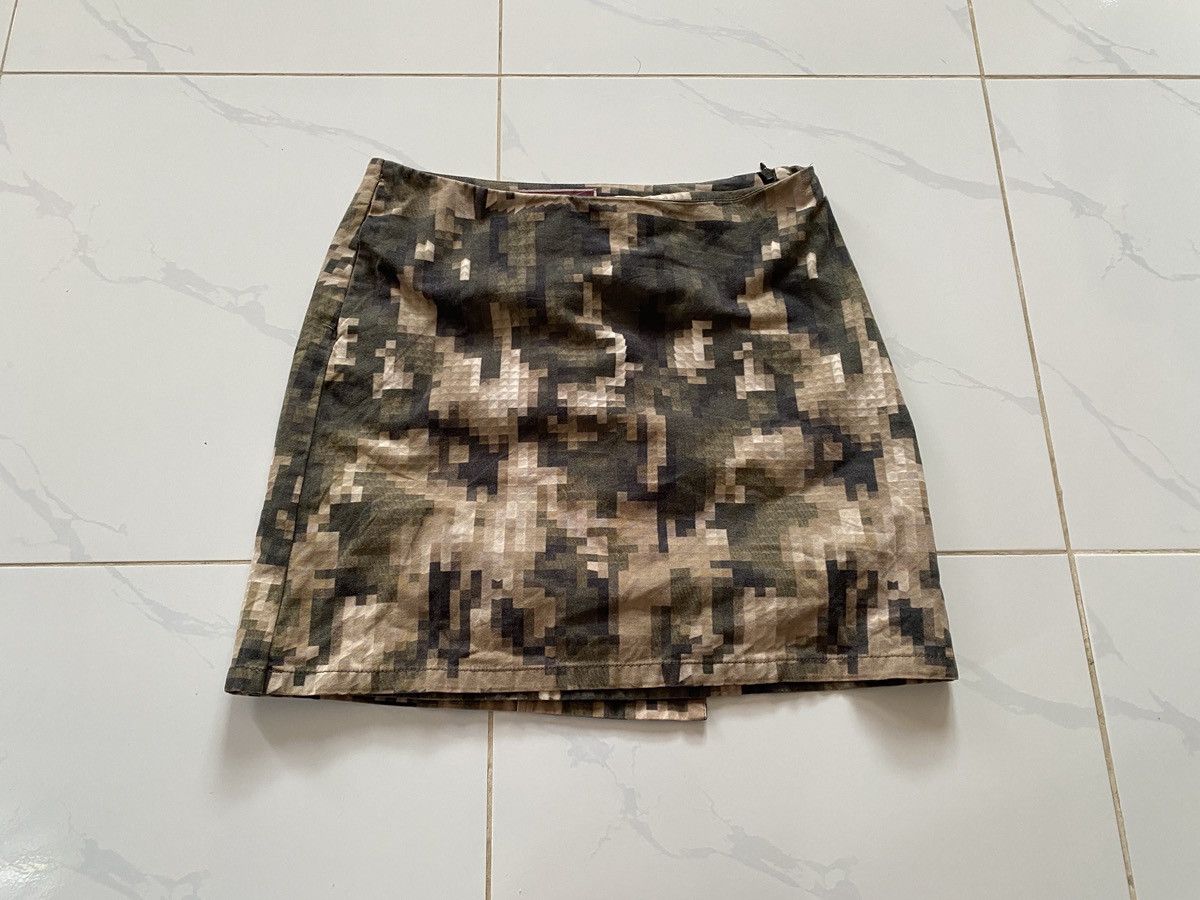 Beauty Beast Archive Beauty Beast army design hype shorts skirt Size 26" / US 2 / IT 38 - 3 Thumbnail