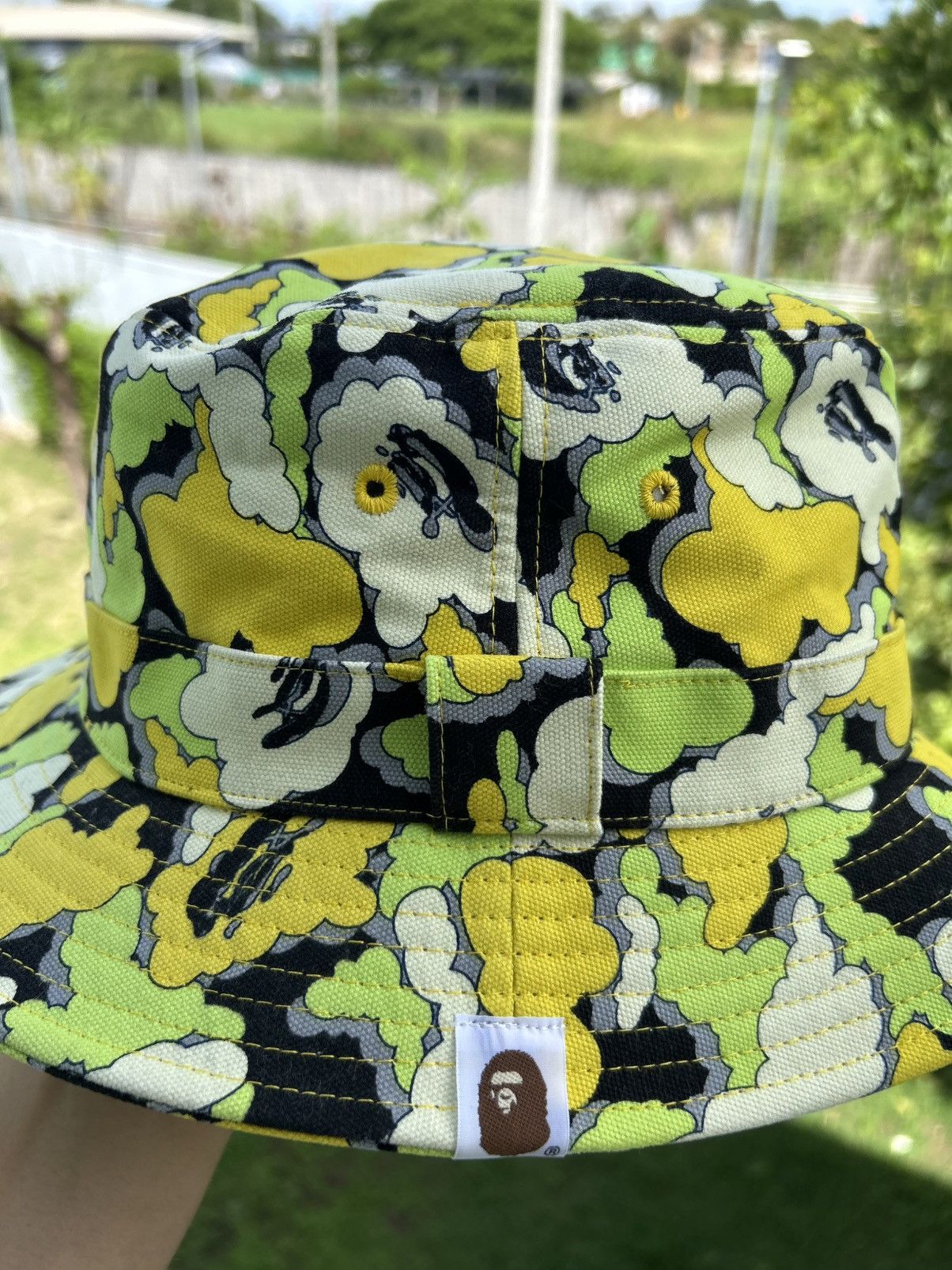 Bape × Kaws 2005 A BATHING APE X KAWS CLOUD BUCKET HAT [Size L] Size ONE SIZE - 3 Thumbnail
