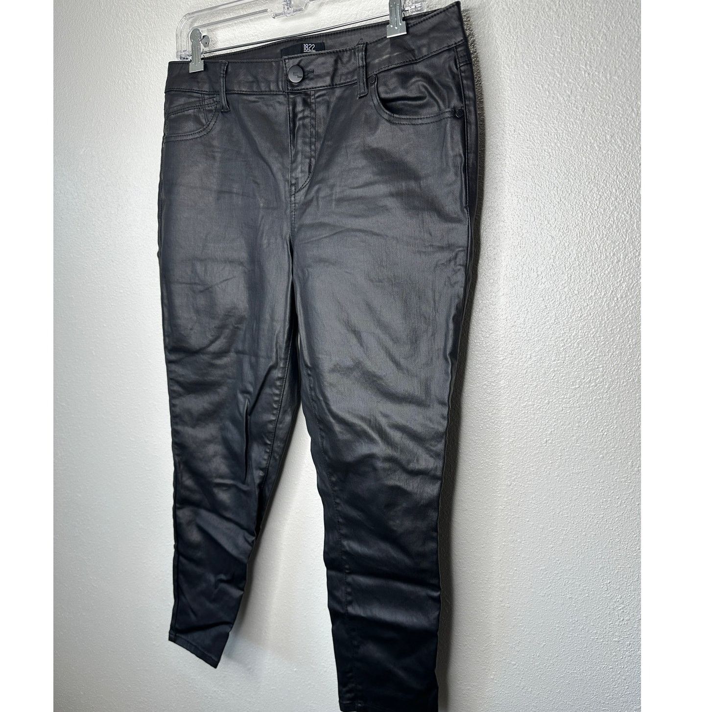 Other 1822 Denim Black Shimmer Leatherette Skinny Pant 30 P / 10 P Size 32" / US 10 / IT 46 - 3 Thumbnail