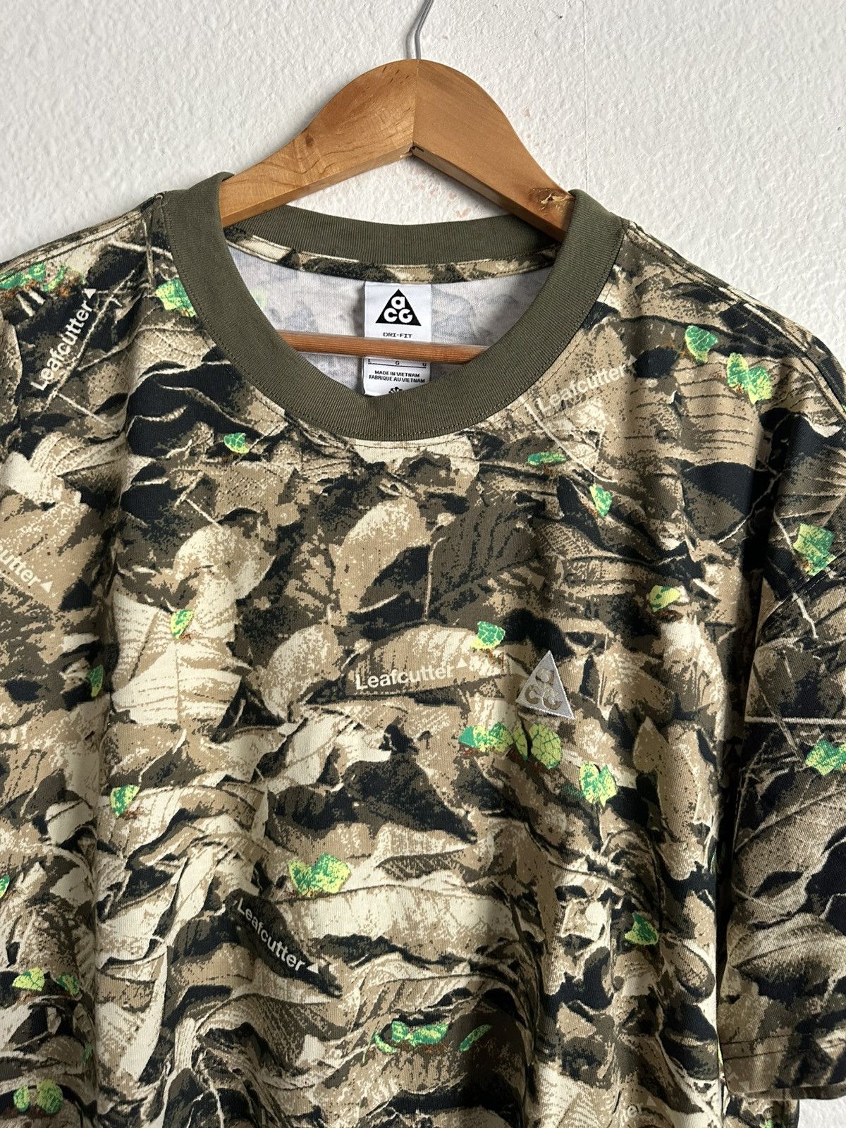 Nike ACG Nike ACG Camo Dri-Fit Leafcutter Athletic Shirt Sportswear Size US L / EU 52-54 / 3 - 2 Thumbnail