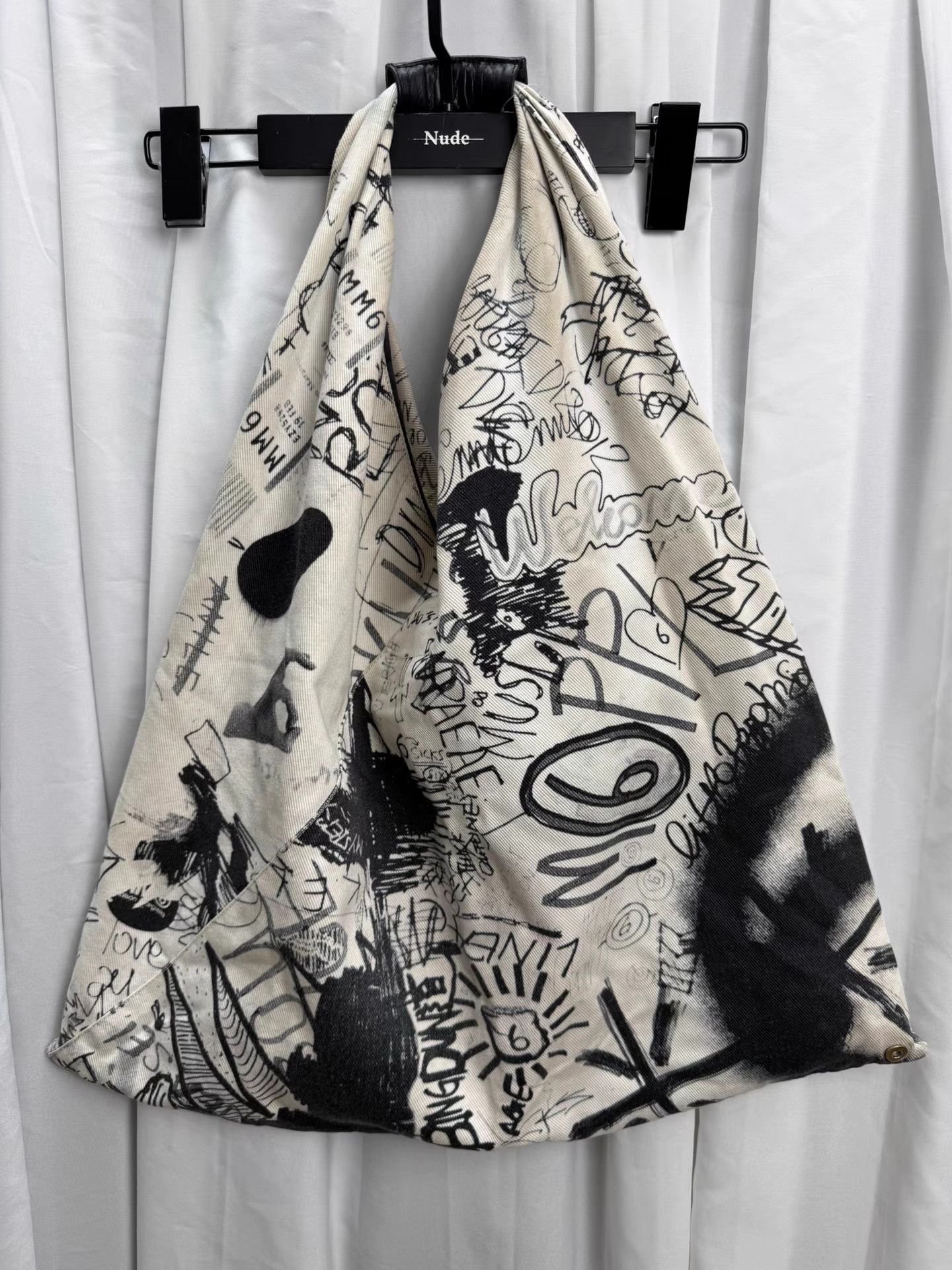 Maison Margiela Maison Margiela MM6 Graffiti Tote Bag K20 Size ONE SIZE - 4 Thumbnail