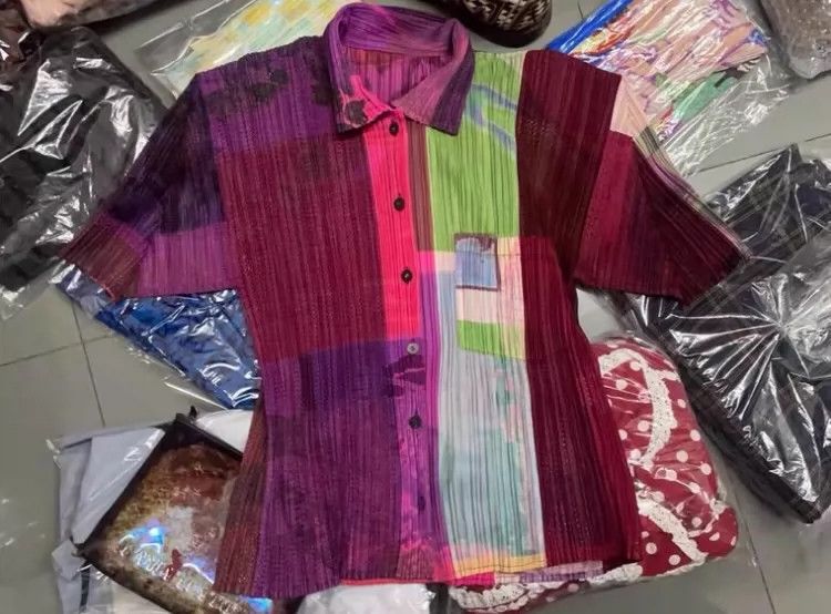 Issey Miyake Issey Miyake size:3 Red pleated cardigan Size S / US 4 / IT 40 - 3 Thumbnail