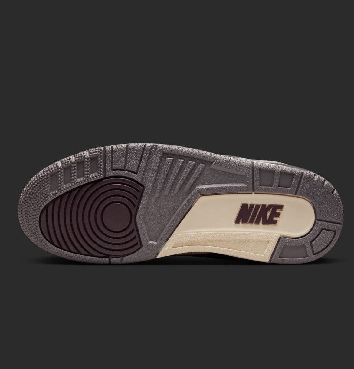A Ma Maniere × Jordan Brand Air Jordan 3 A Ma Maniere Size US 10 / EU 43 - 3 Thumbnail