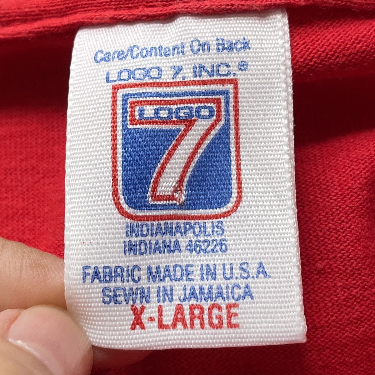 Vintage Vintage Team Hockey Ice Detroit Red Wings T-shirt 1997s Size US XL / EU 56 / 4 - 10 Thumbnail