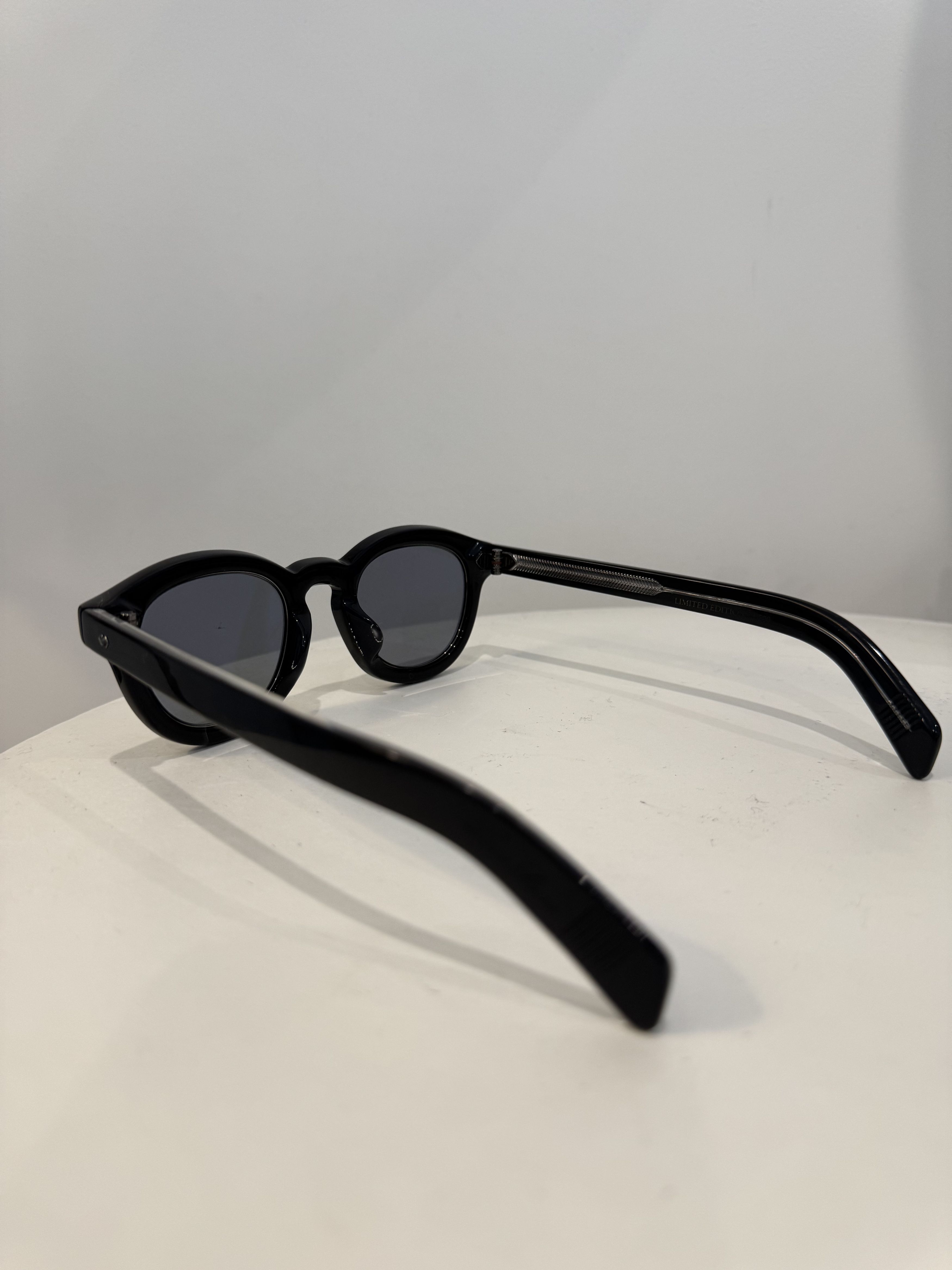 Loro Piana Limited Edition "The Traveller" Mens Sunglasses ⁣ Size ONE SIZE - 4 Thumbnail