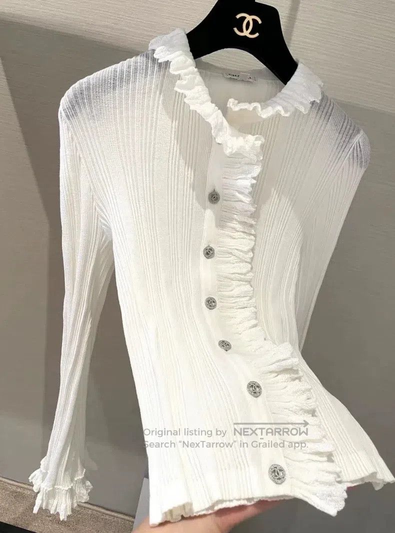 Chanel Chanel Diamond button ruffle knitted elastic shirt long sl Size XS / US 0-2 / IT 36-38 - 1 Thumbnail