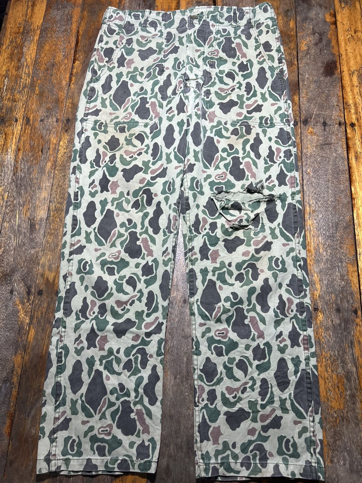 Vintage Vintage Army Camo Duck(Korean) Size US S / EU 44-46 / 1 - 16 Thumbnail