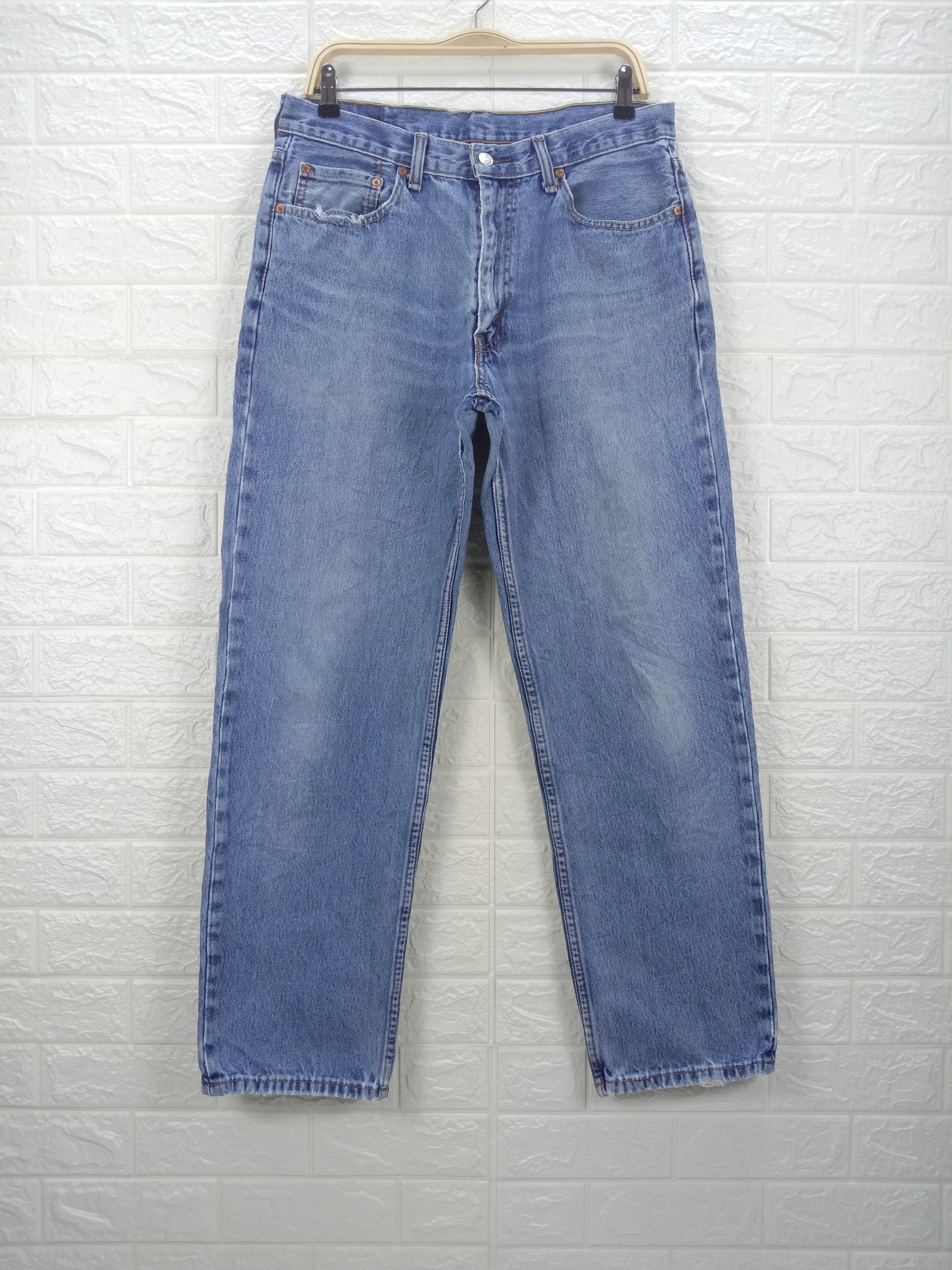 Levi's Vintage Levi's 550 Jeans Blue Wash Relaxed Fit Denim Size US 33 - 1 Thumbnail